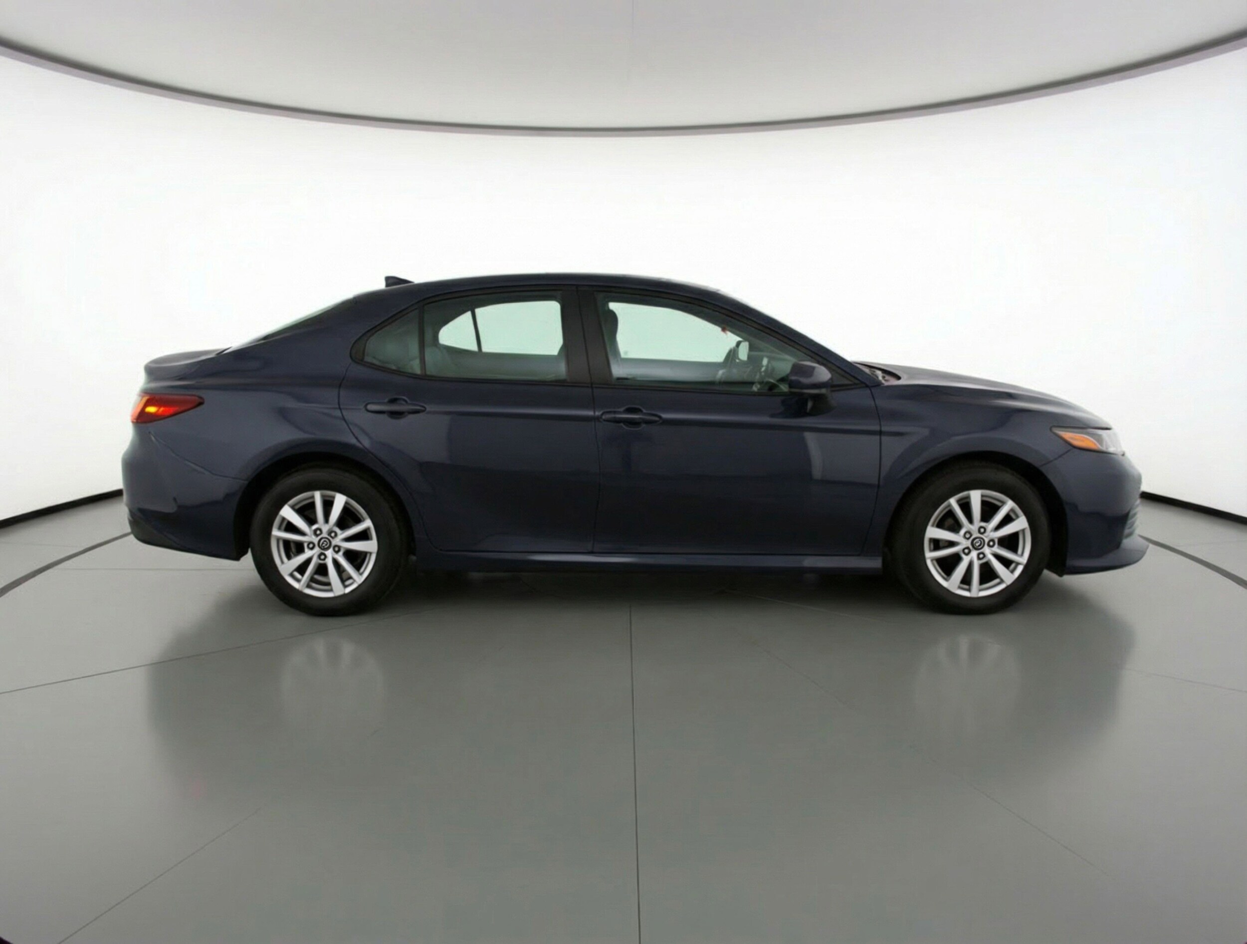 Thumbnail: 2025 Toyota Camry - 11