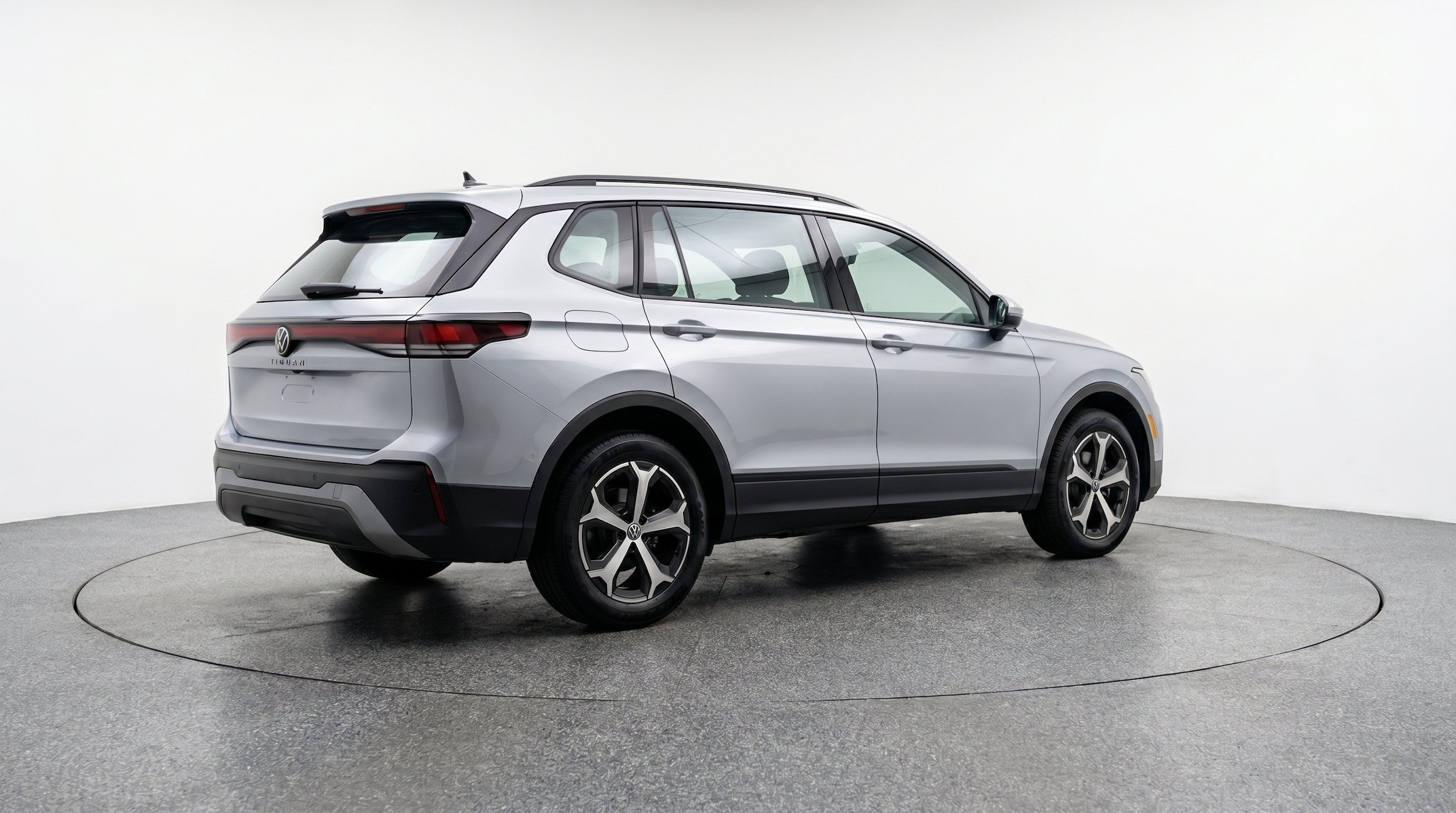 Thumbnail: 2026 Volkswagen Tiguan - 9