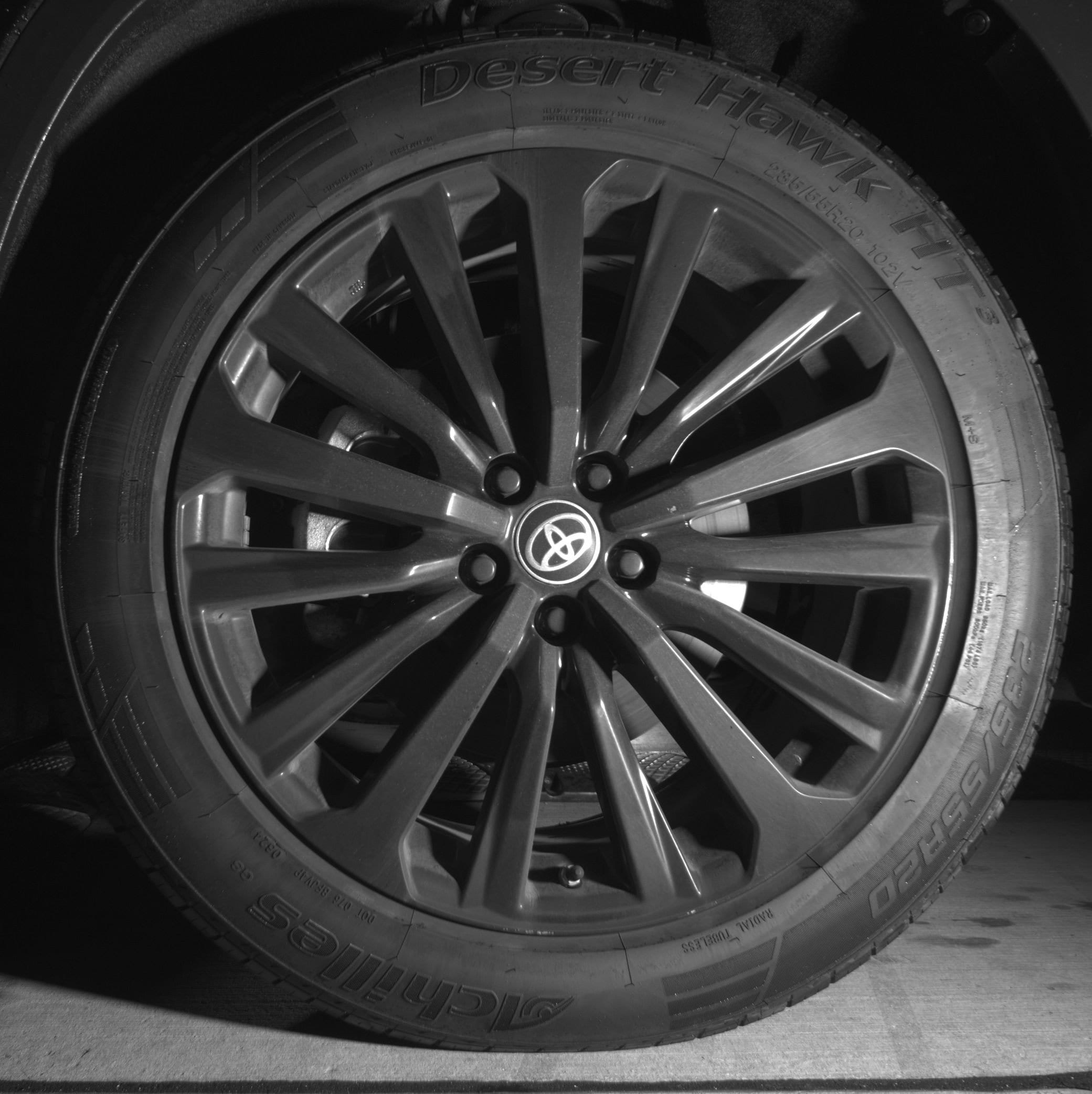 Thumbnail: 2024 Toyota Highlander - 12