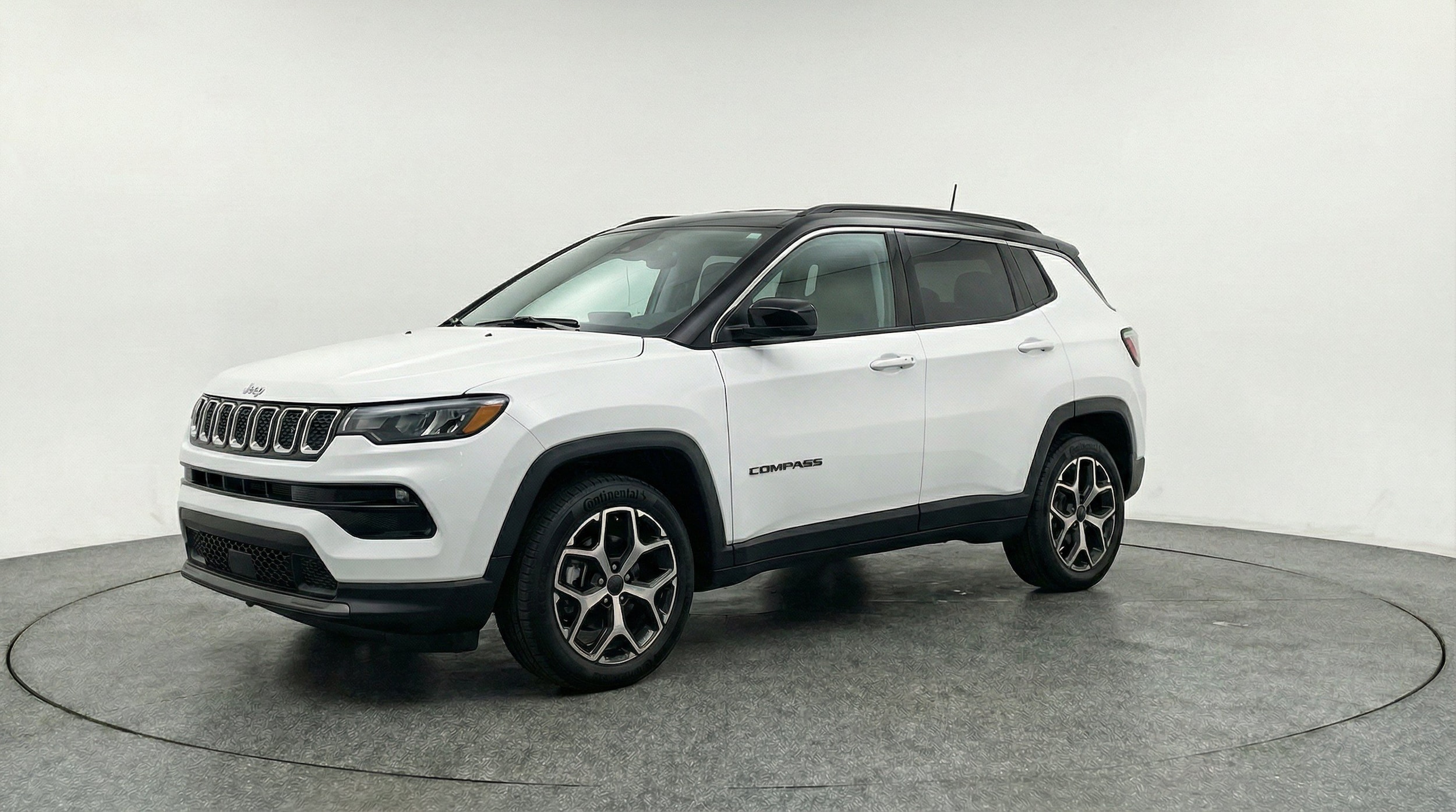 Thumbnail: 2025 Jeep Compass - 3