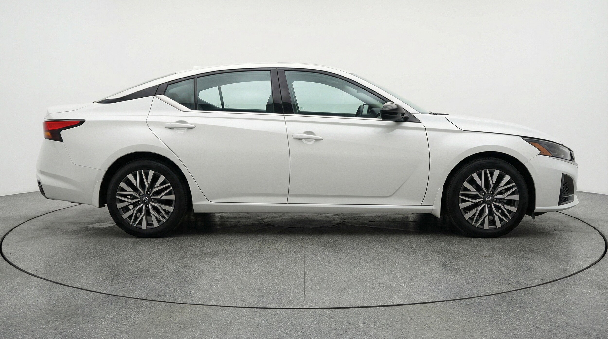 Thumbnail: 2025 Nissan Altima - 11
