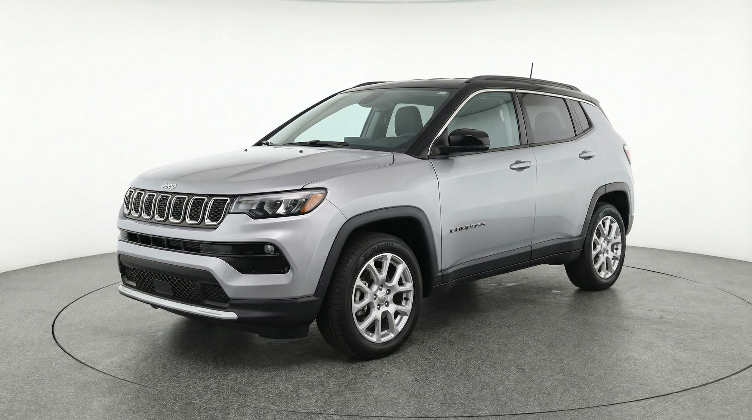 Thumbnail: 2025 Jeep Compass - 3