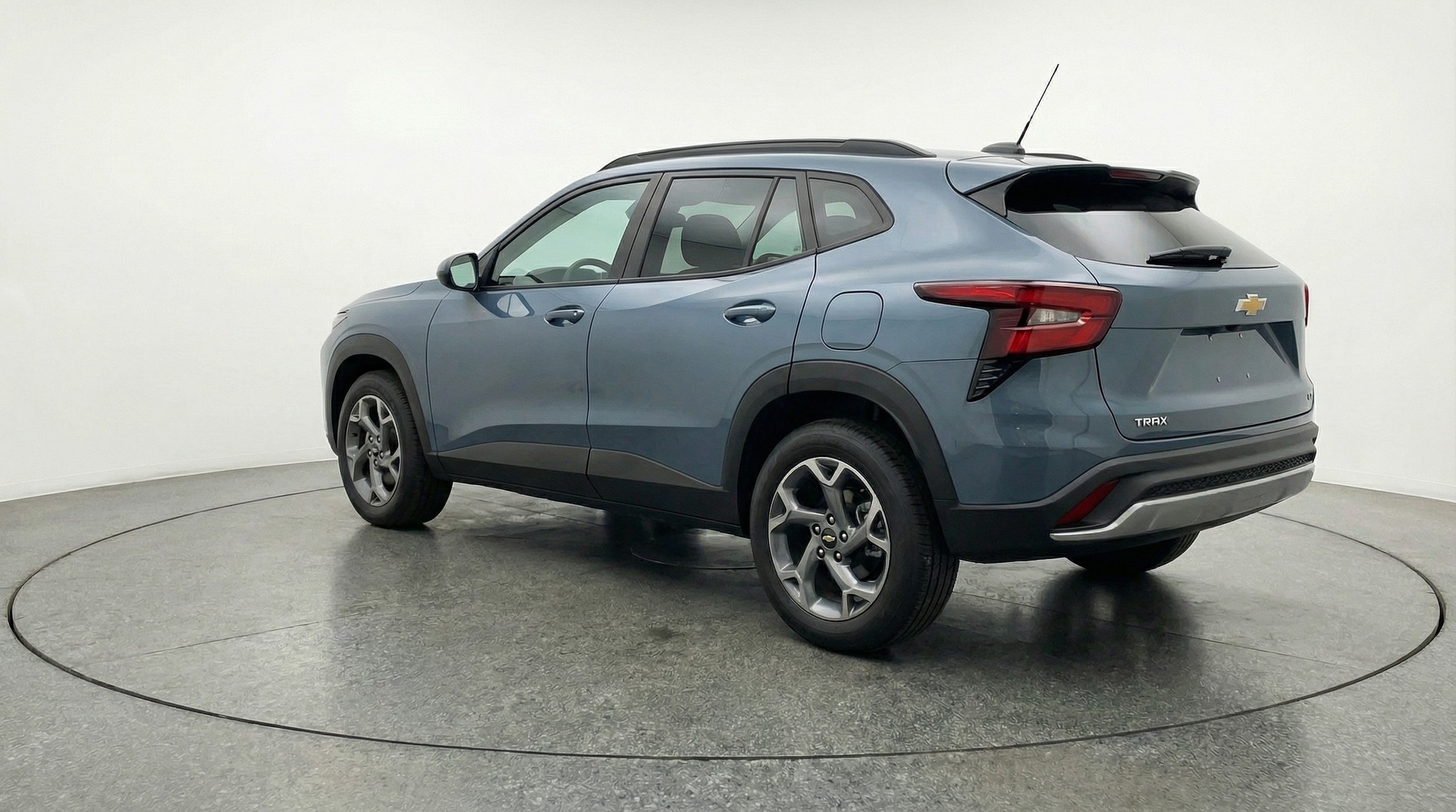 Thumbnail: 2025 Chevrolet Trax - 5