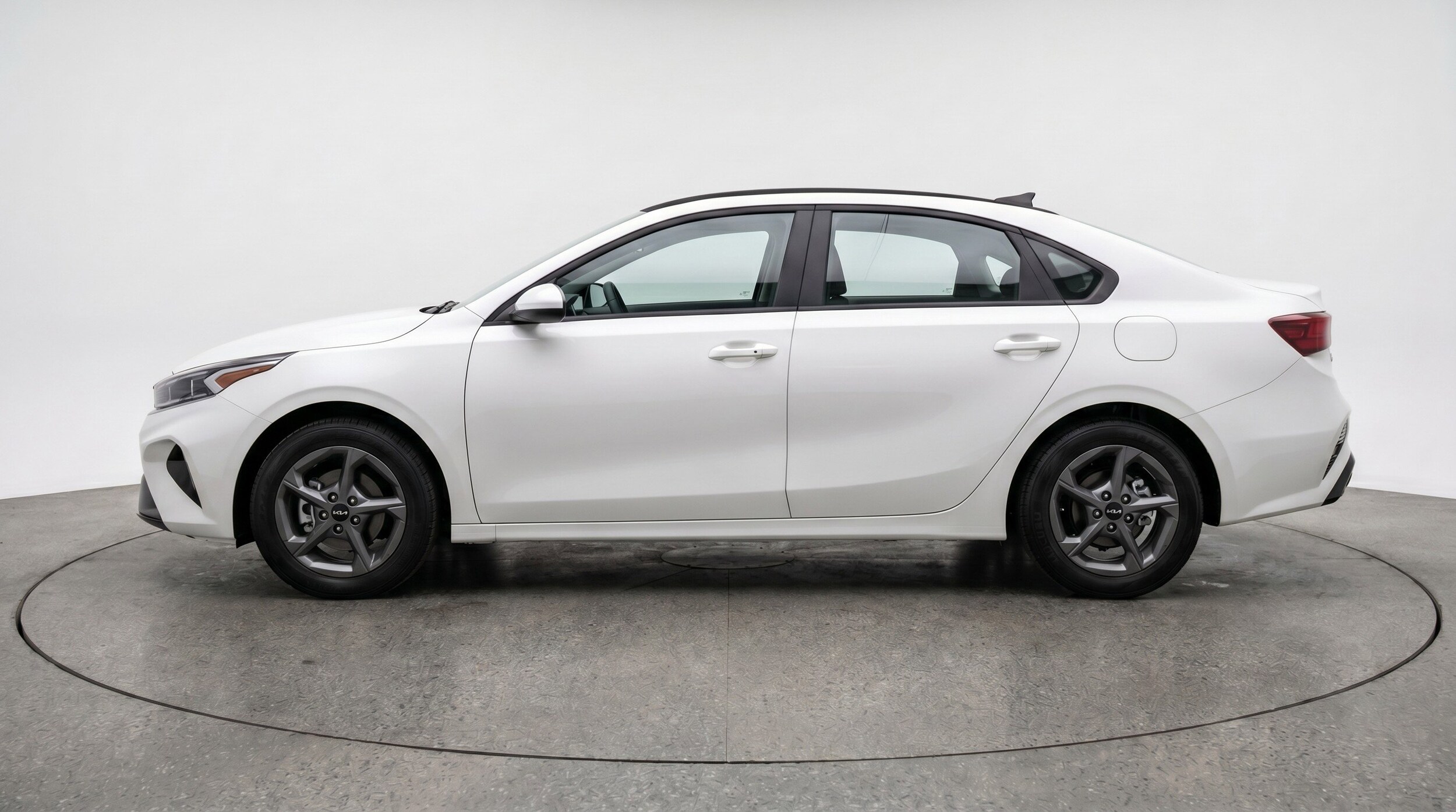 Thumbnail: 2025 Kia K4 - 5