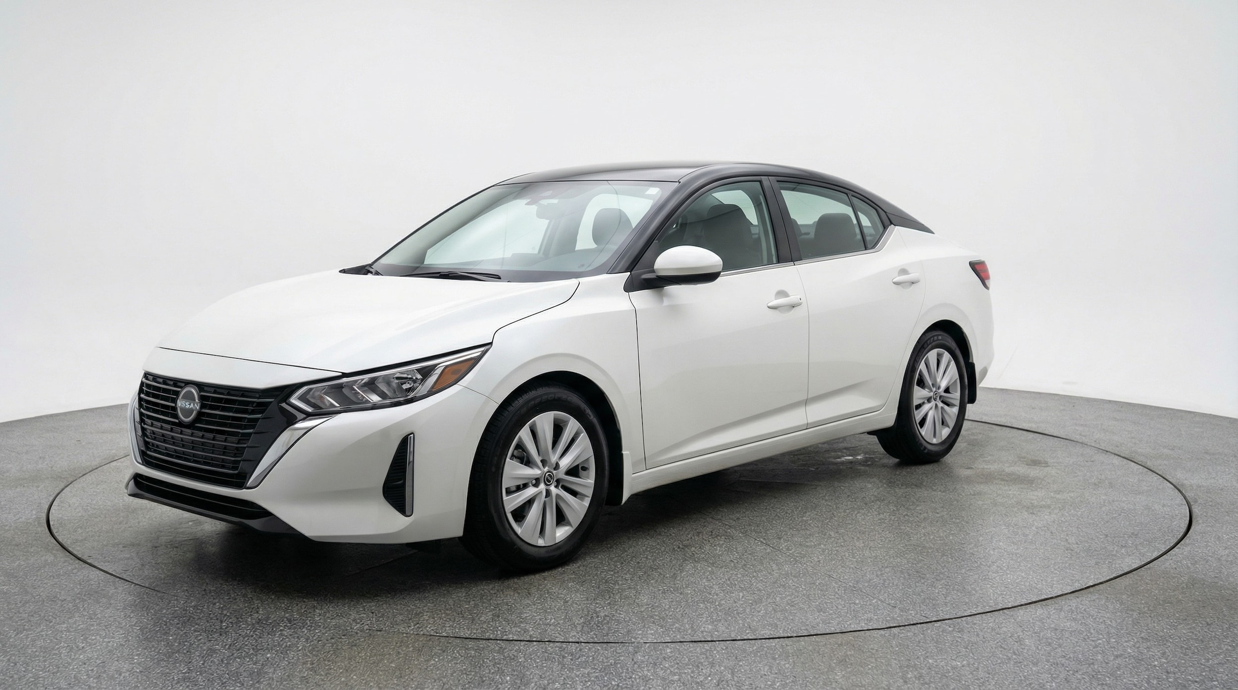 Thumbnail: 2025 Nissan Sentra - 3