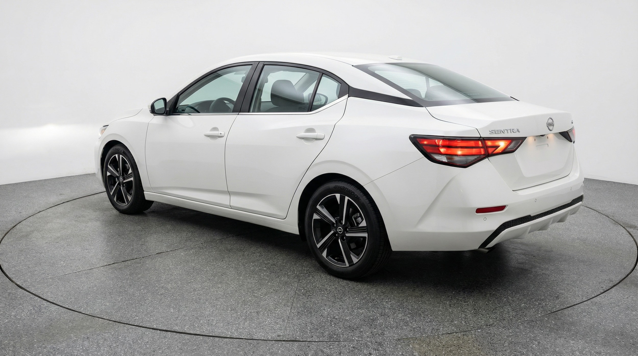 Thumbnail: 2025 Nissan Sentra - 5