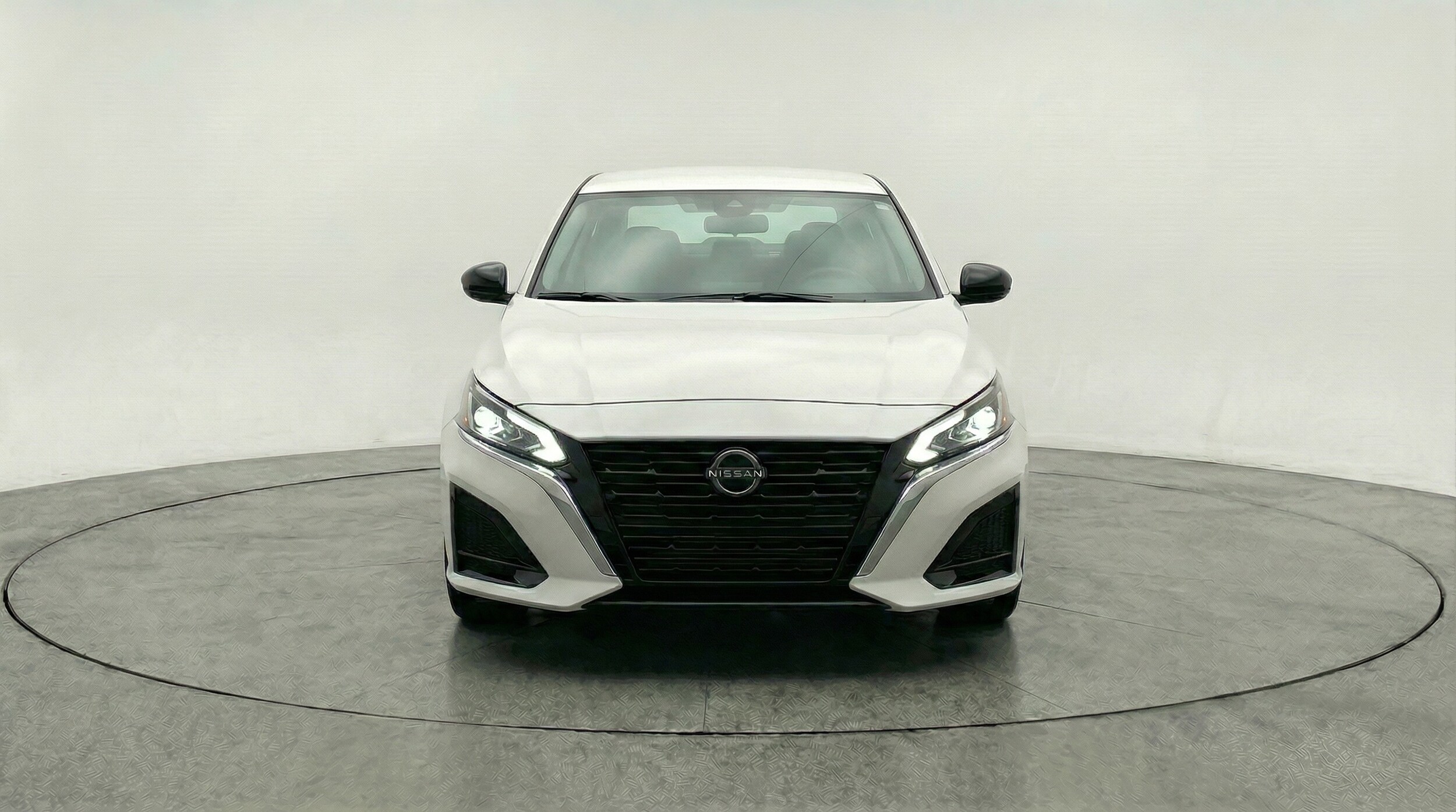 Thumbnail: 2025 Nissan Altima - 2