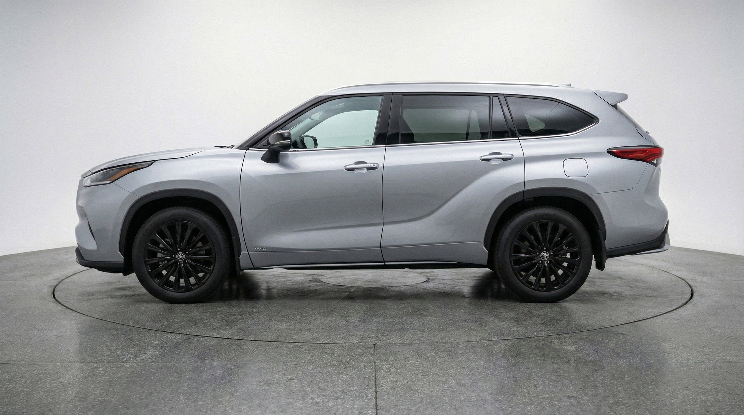 Thumbnail: 2025 Toyota Highlander - 5