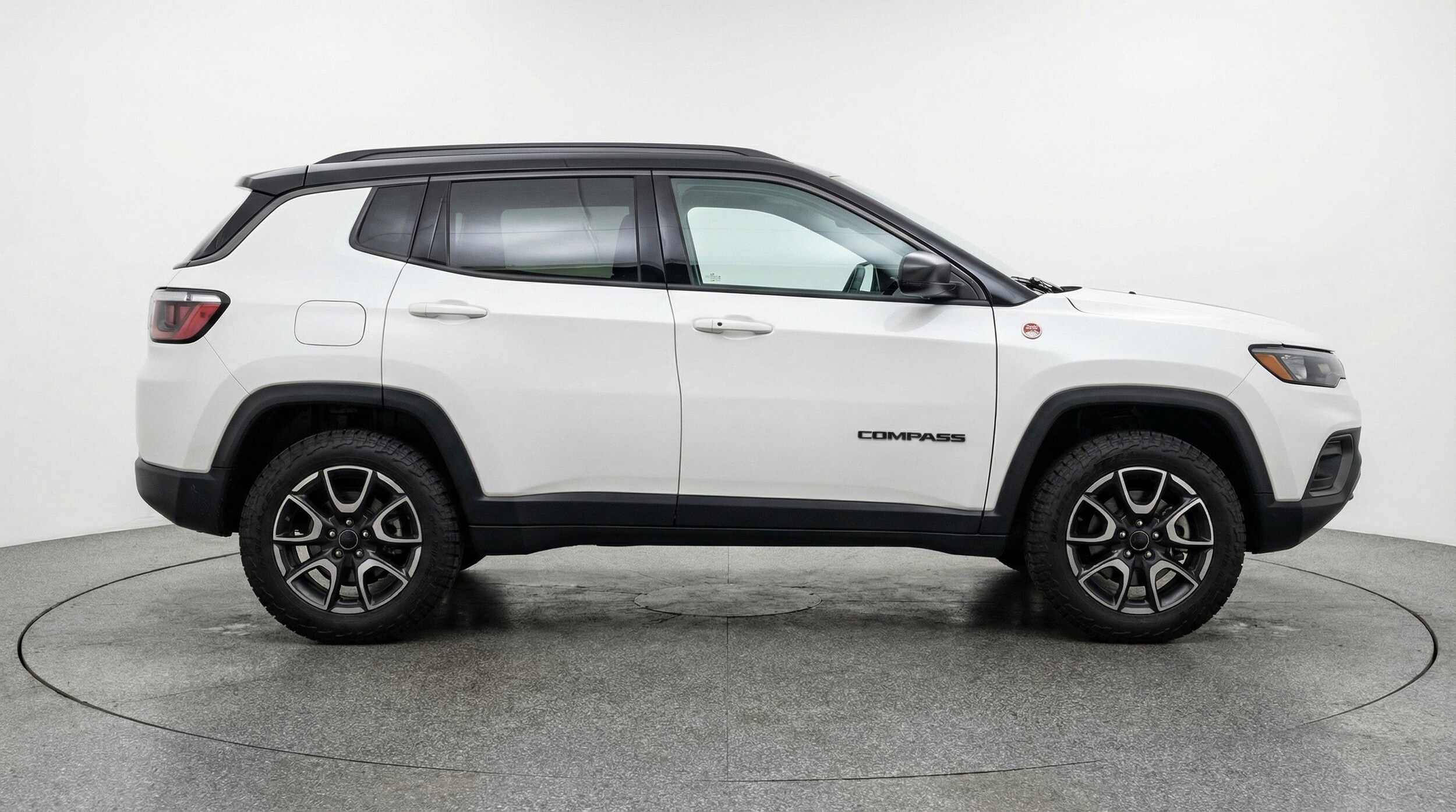 Thumbnail: 2025 Jeep Compass - 11