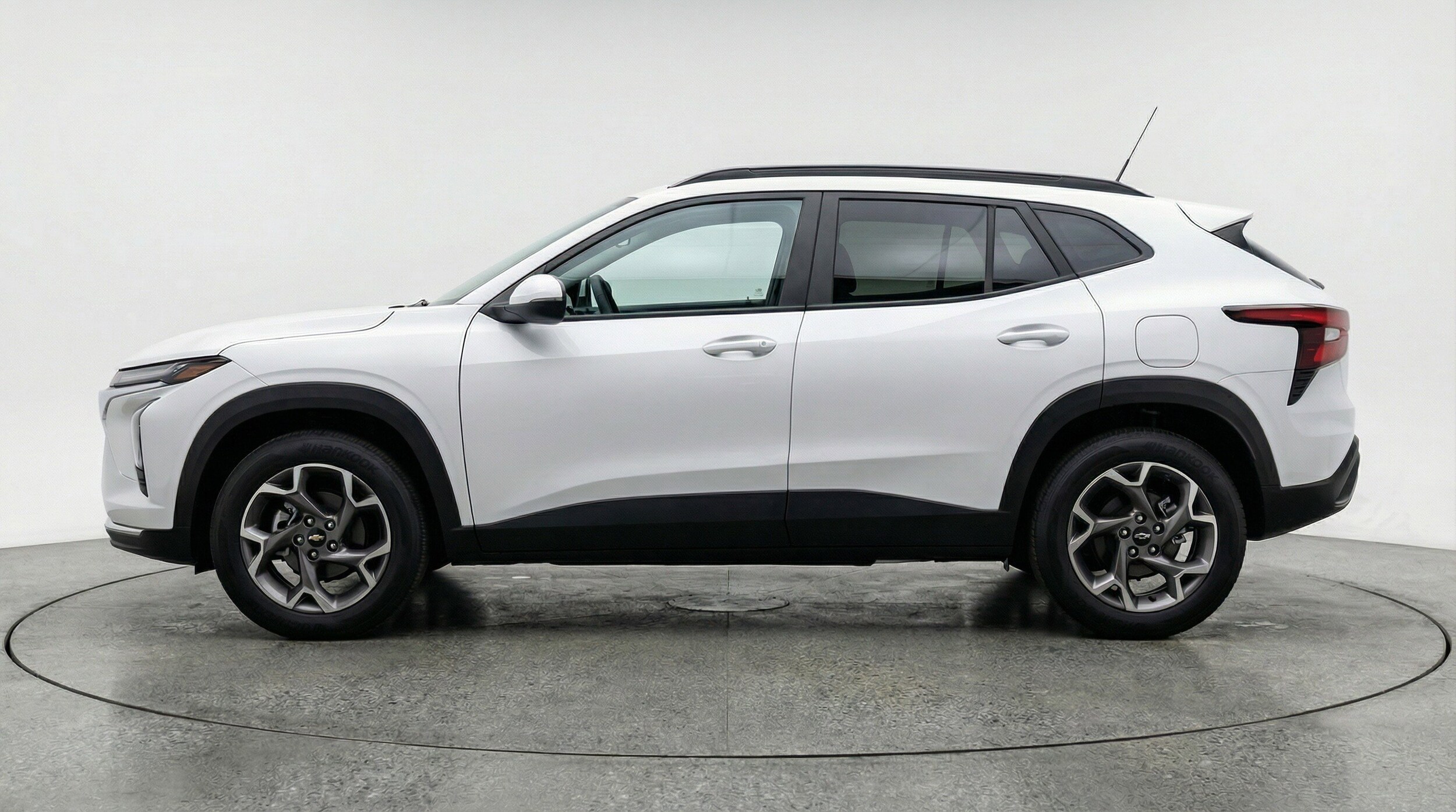 Thumbnail: 2025 Chevrolet Trax - 5