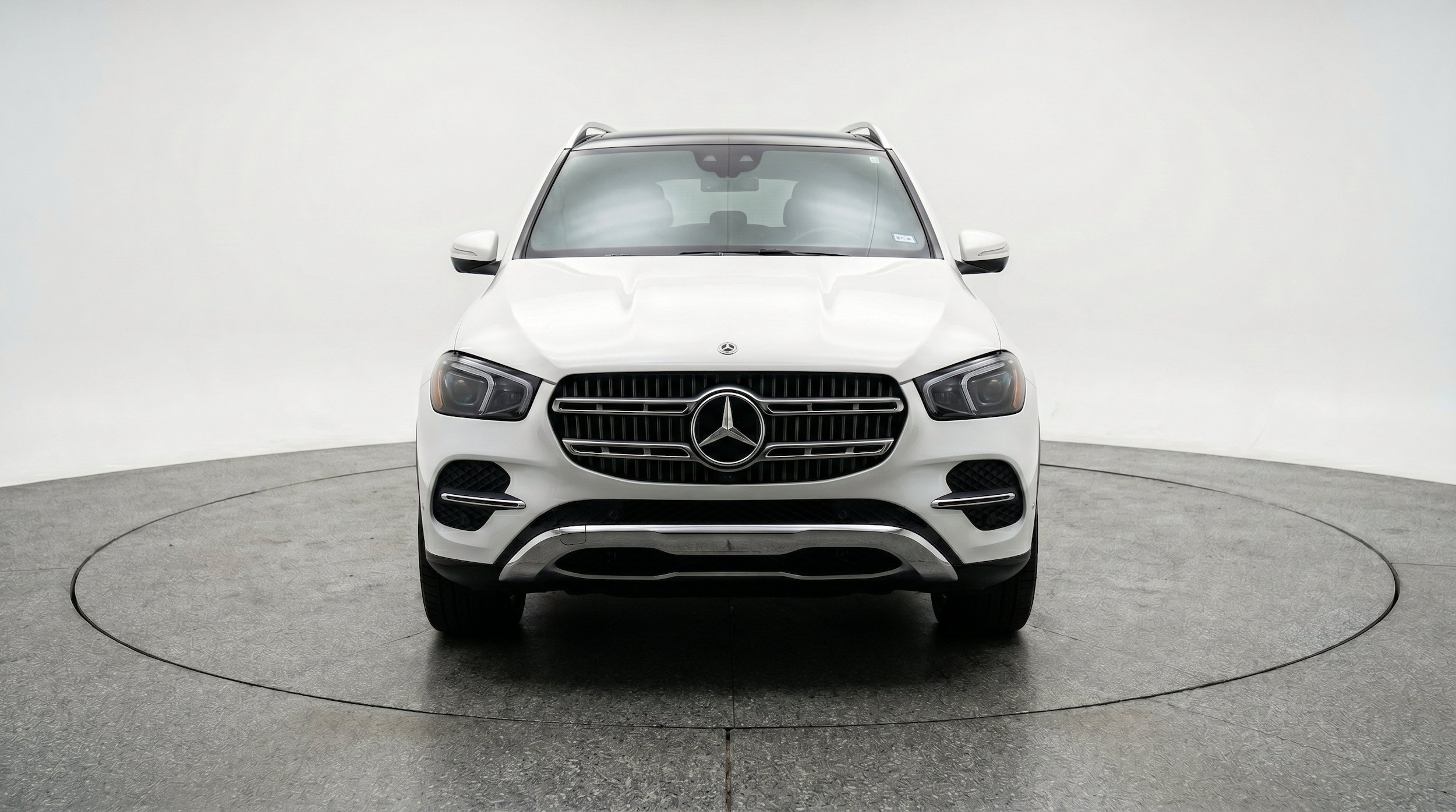 Thumbnail: 2026 Mercedes-Benz GLE - 2