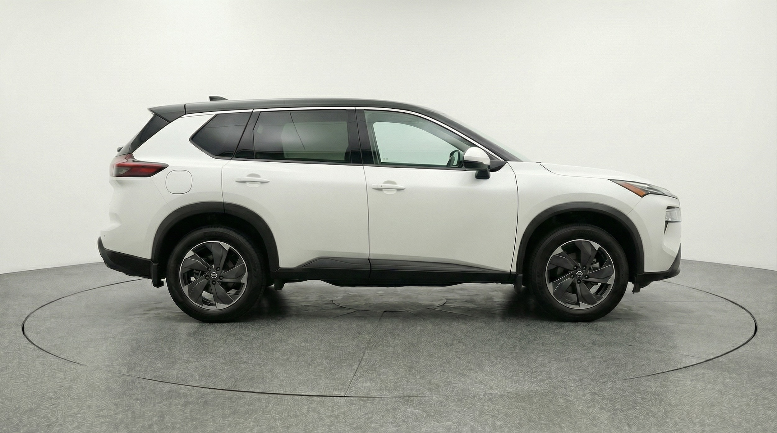 Thumbnail: 2025 Nissan Rogue - 8