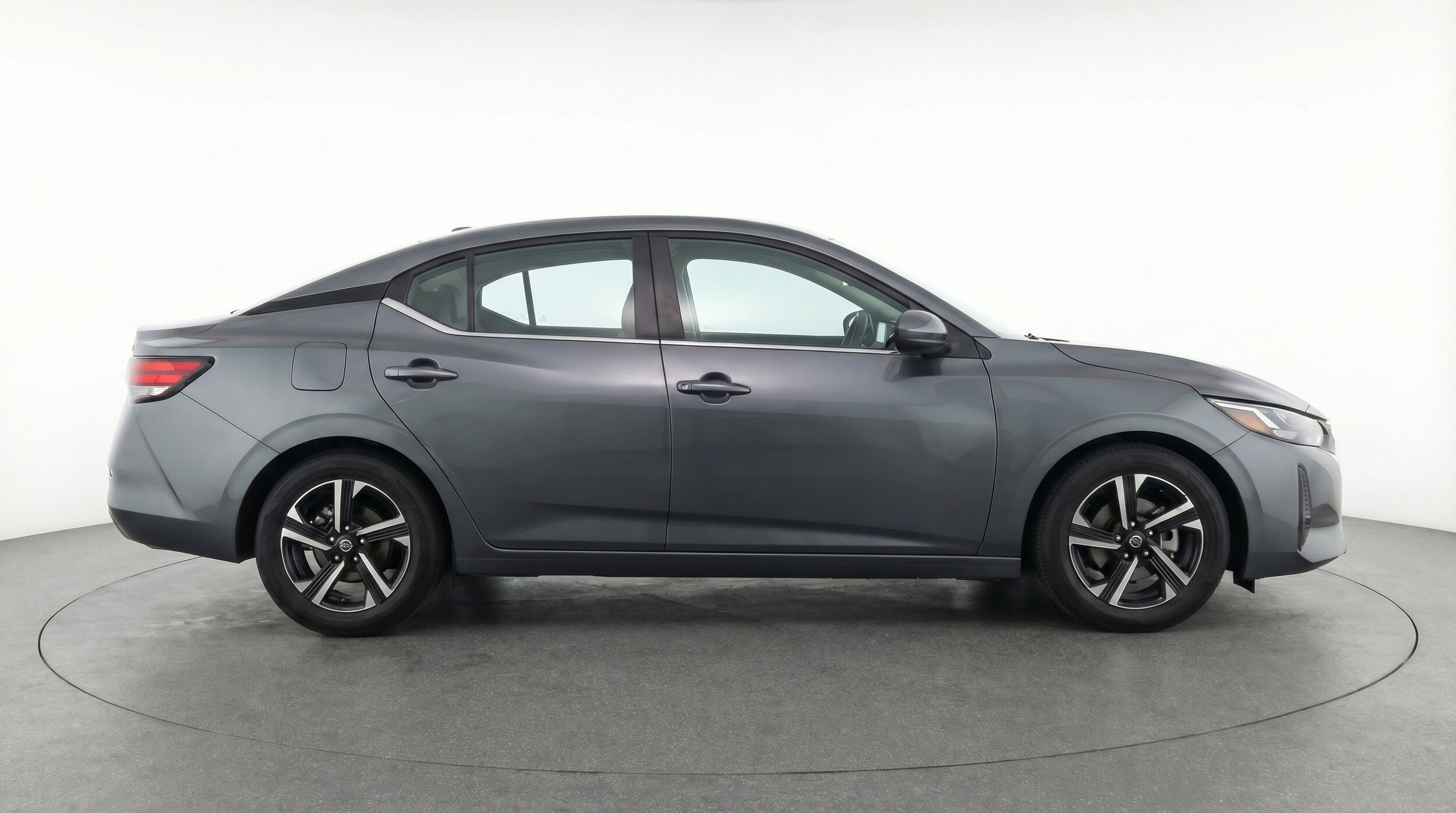 Thumbnail: 2025 Nissan Sentra - 11