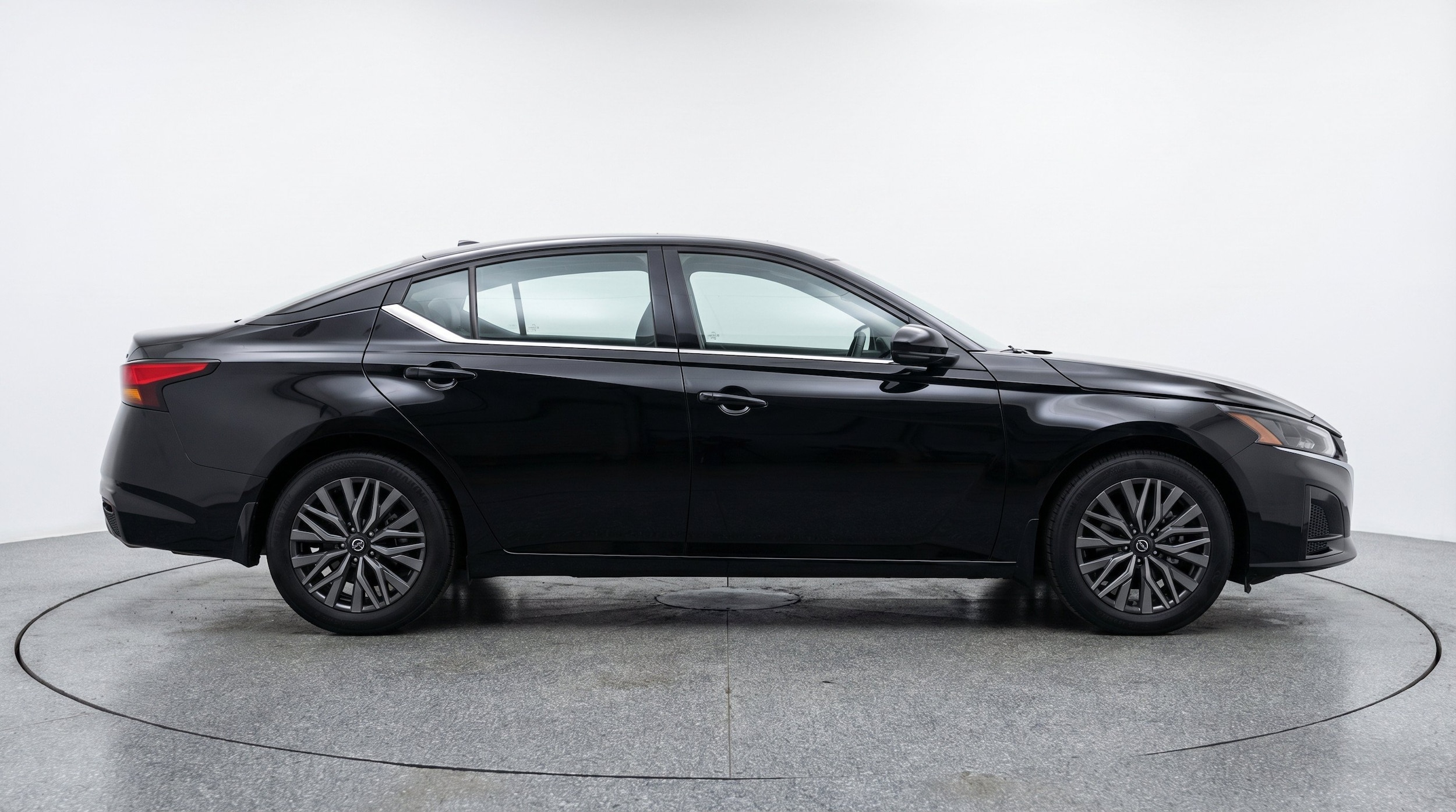 Thumbnail: 2026 Nissan Altima - 10