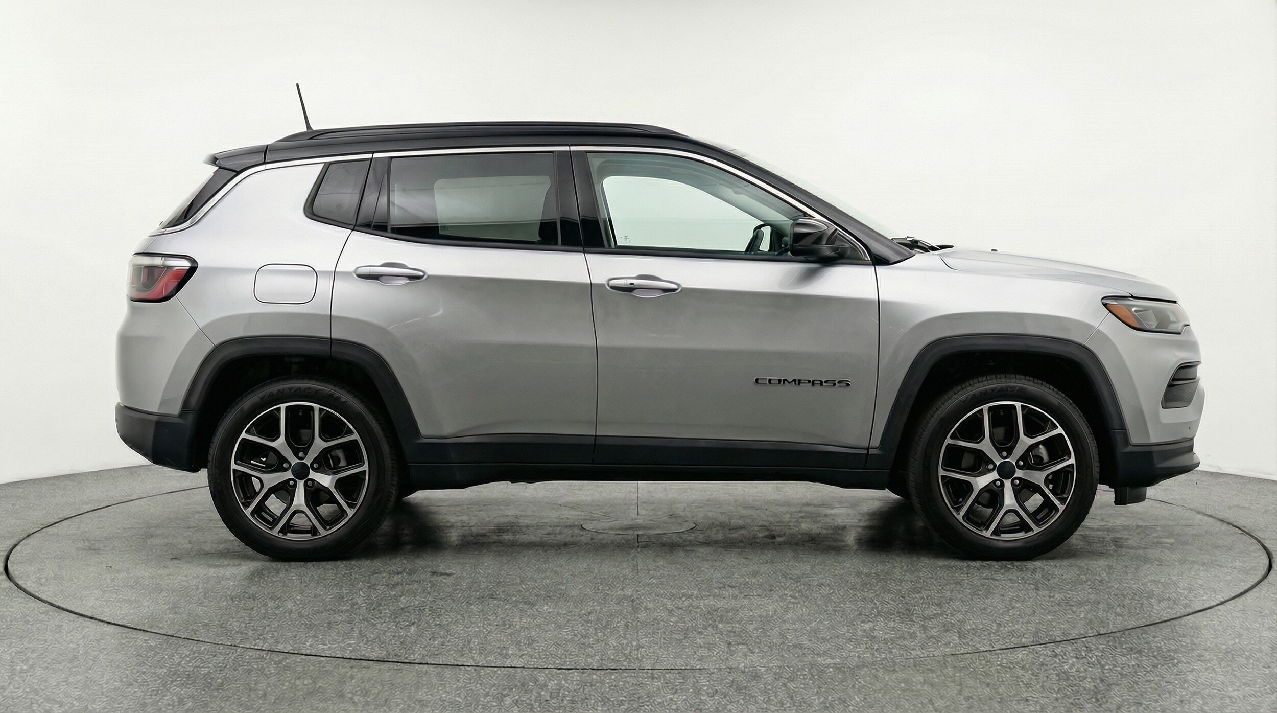 Thumbnail: 2025 Jeep Compass - 8