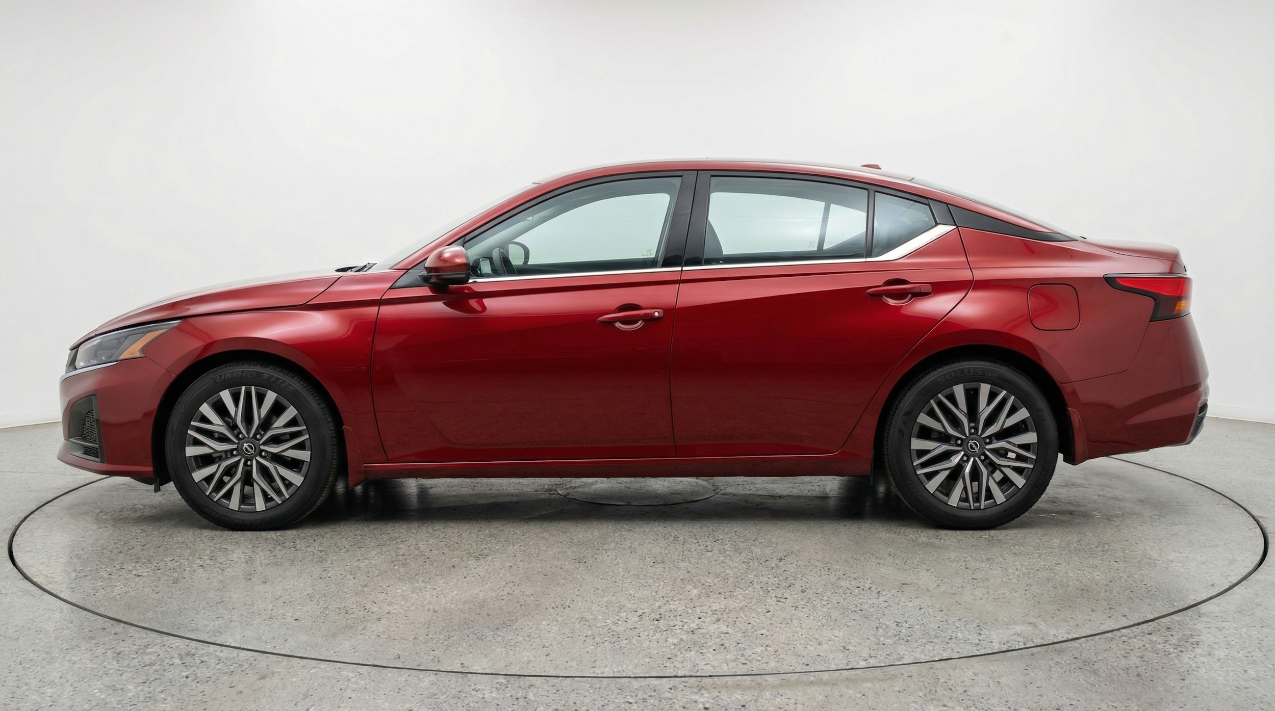 Thumbnail: 2025 Nissan Altima - 4