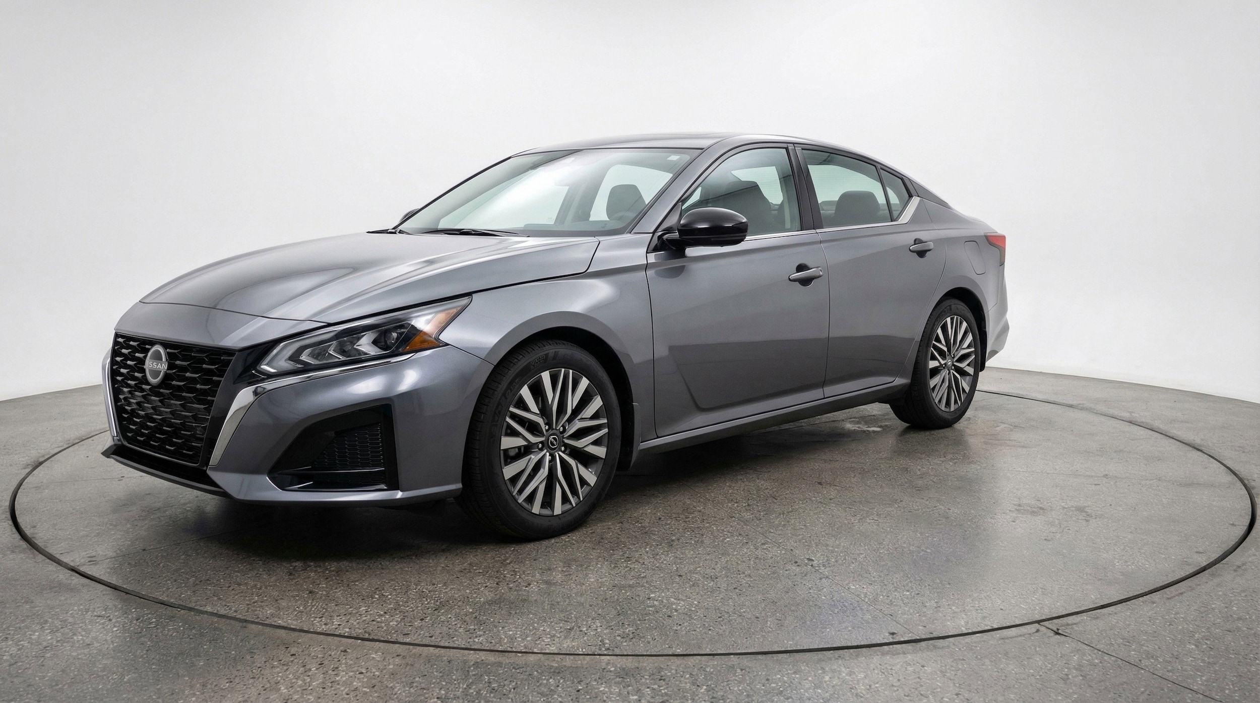 Thumbnail: 2025 Nissan Altima - 3