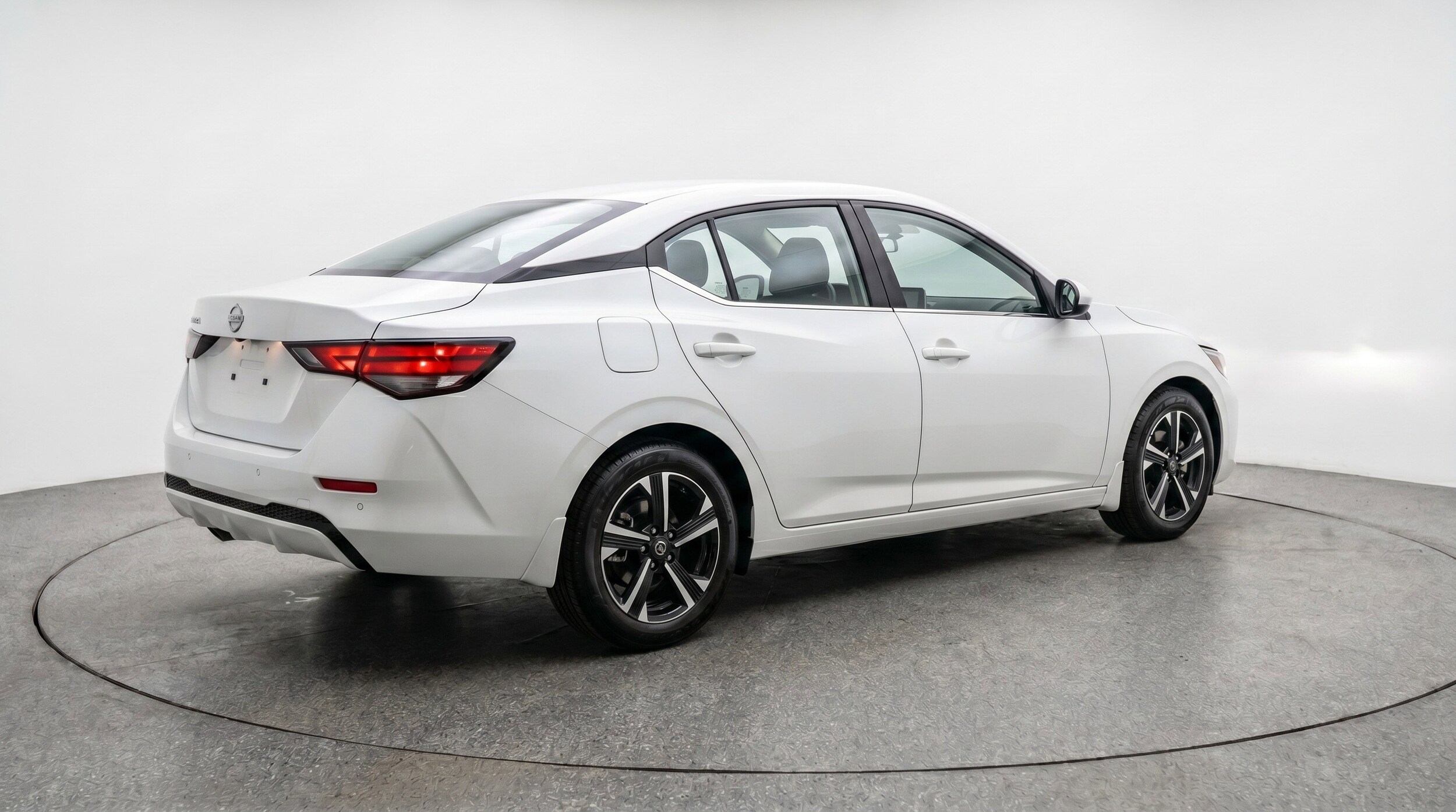Thumbnail: 2025 Nissan Sentra - 9