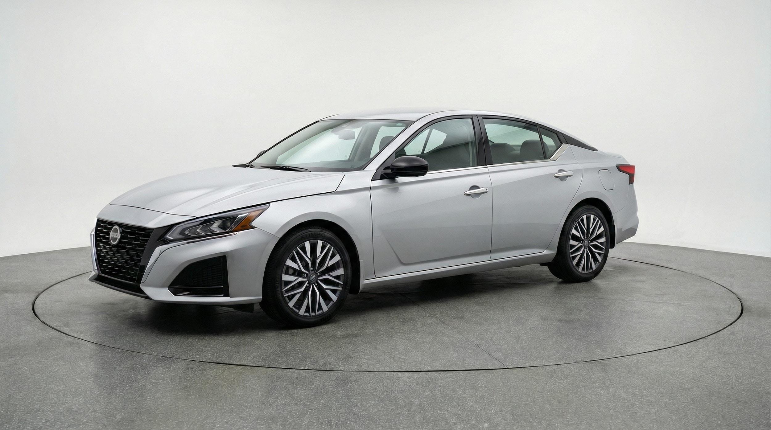 Thumbnail: 2025 Nissan Altima - 3