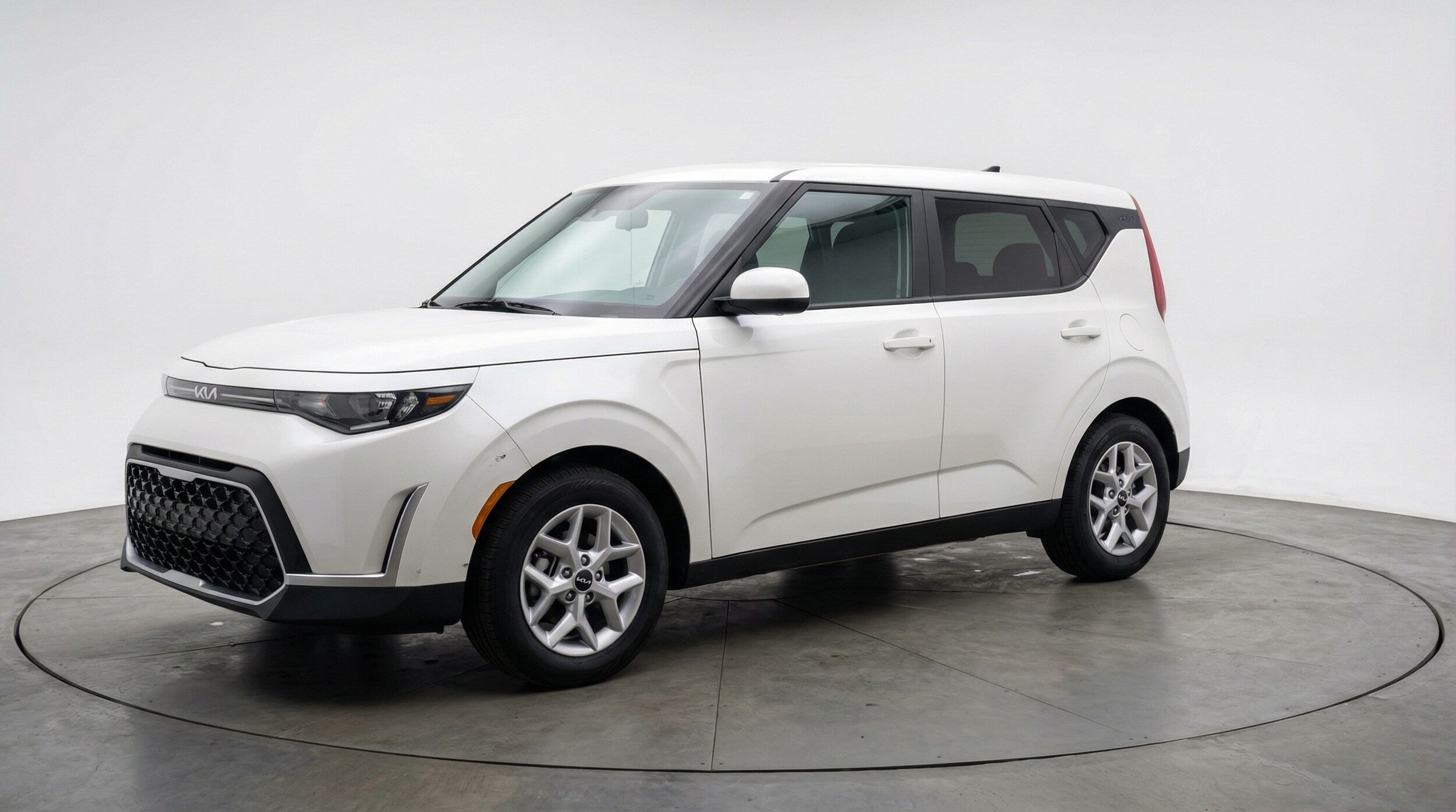 Thumbnail: 2025 Kia Soul - 3