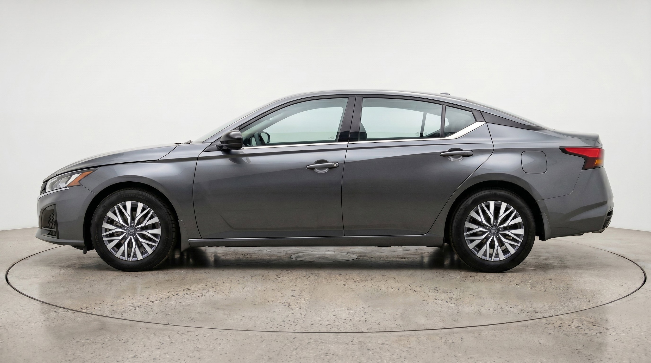 Thumbnail: 2025 Nissan Altima - 5
