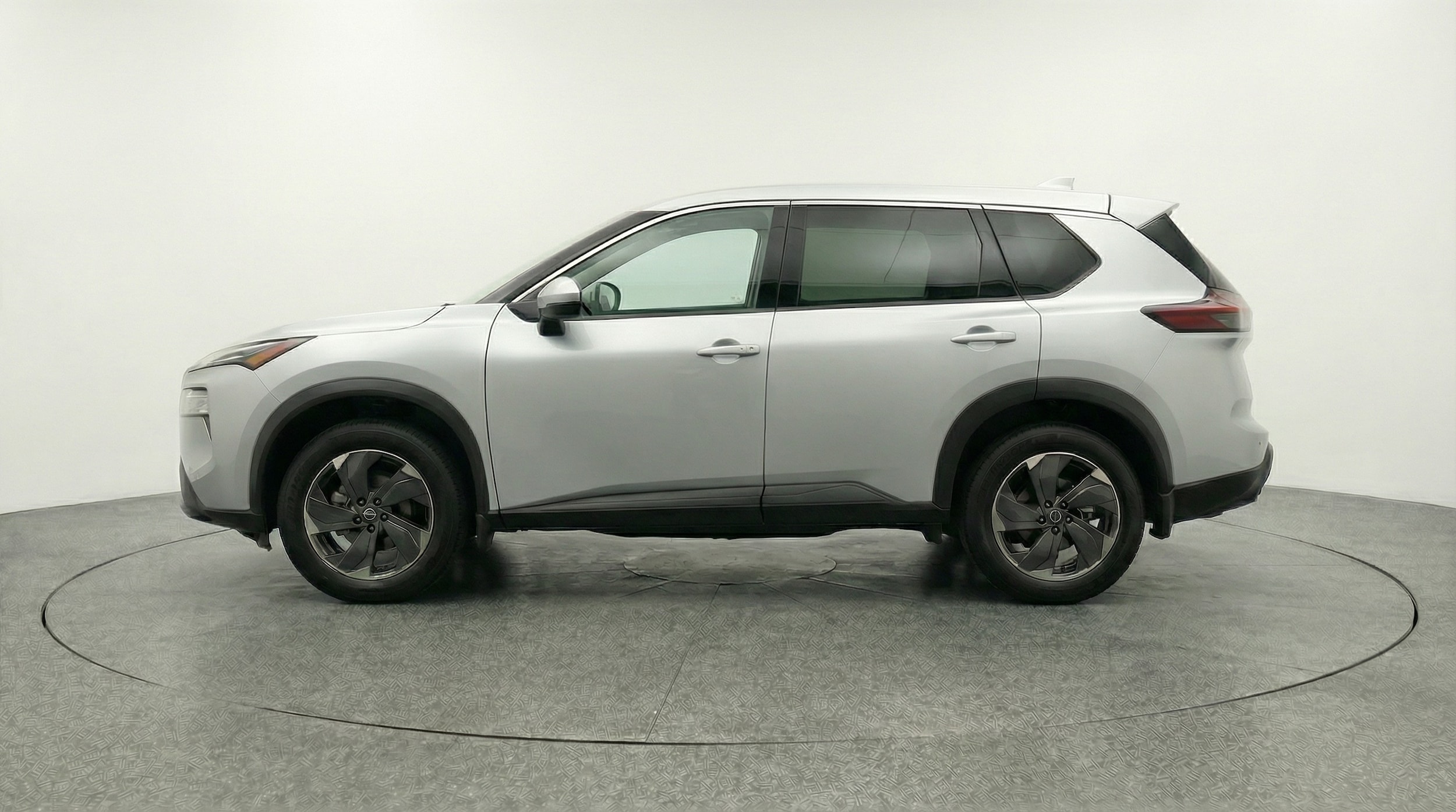 Thumbnail: 2025 Nissan Rogue - 4