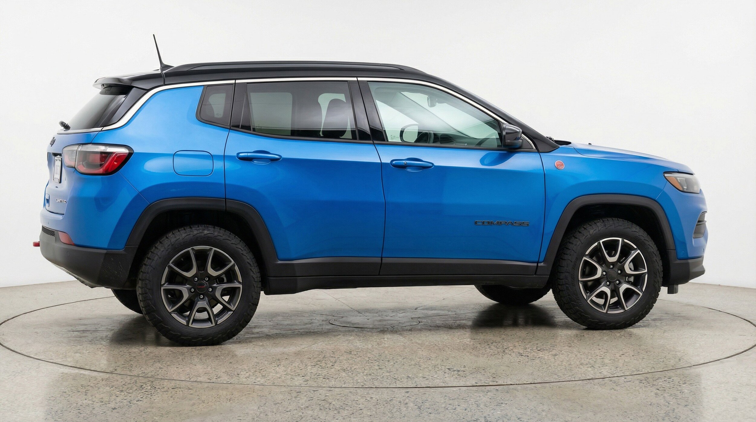 Thumbnail: 2025 Jeep Compass - 11