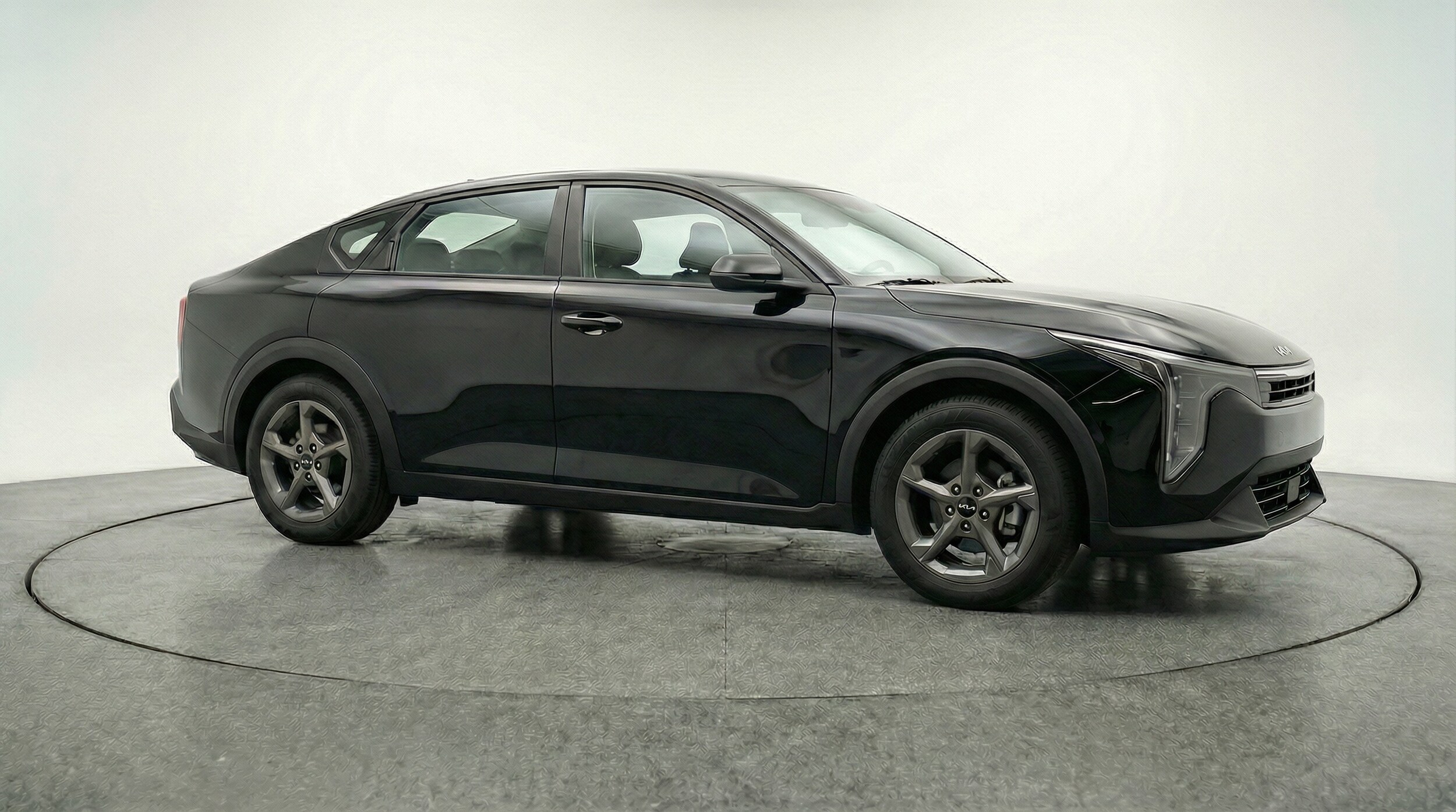 Thumbnail: 2025 Kia K4 - 1