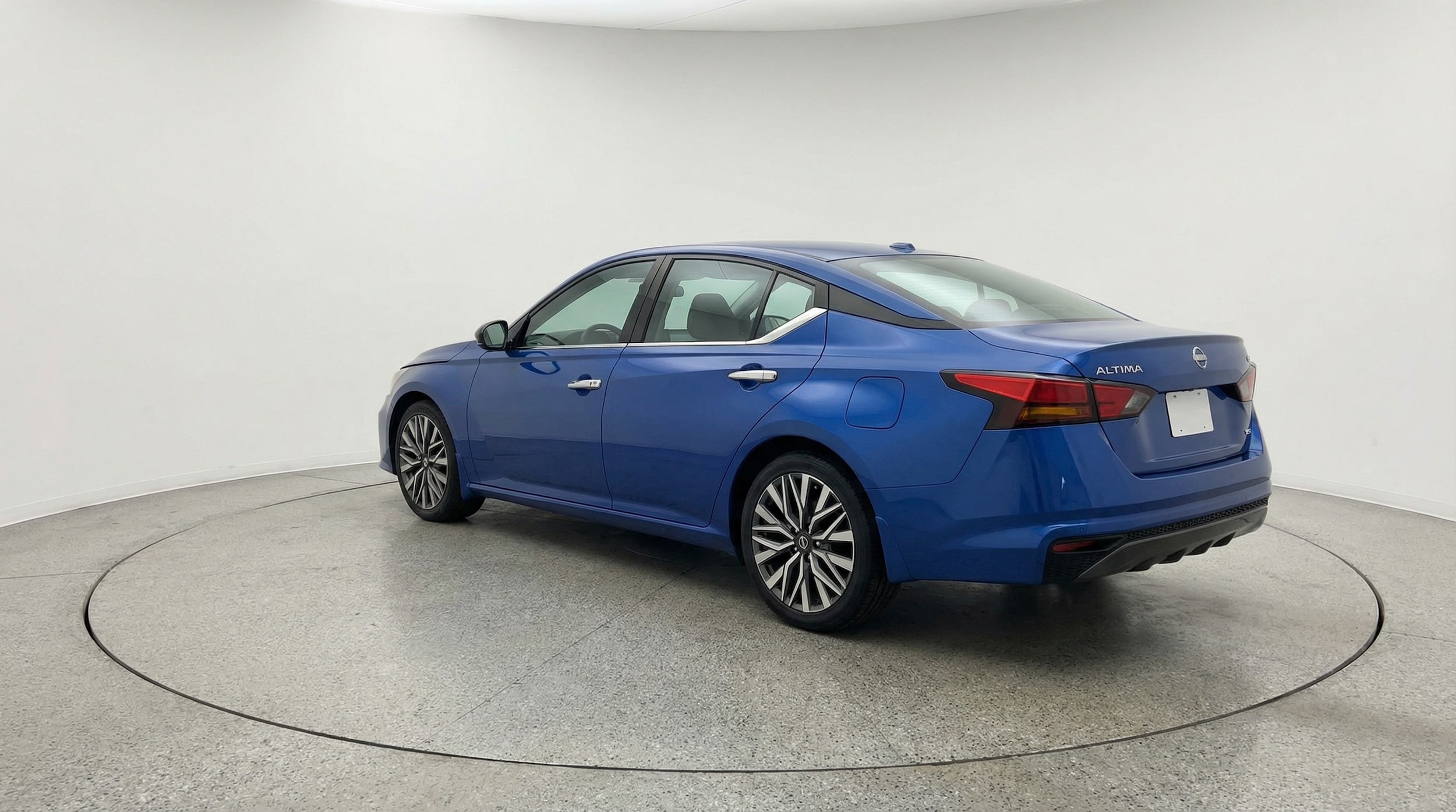 Thumbnail: 2025 Nissan Altima - 5