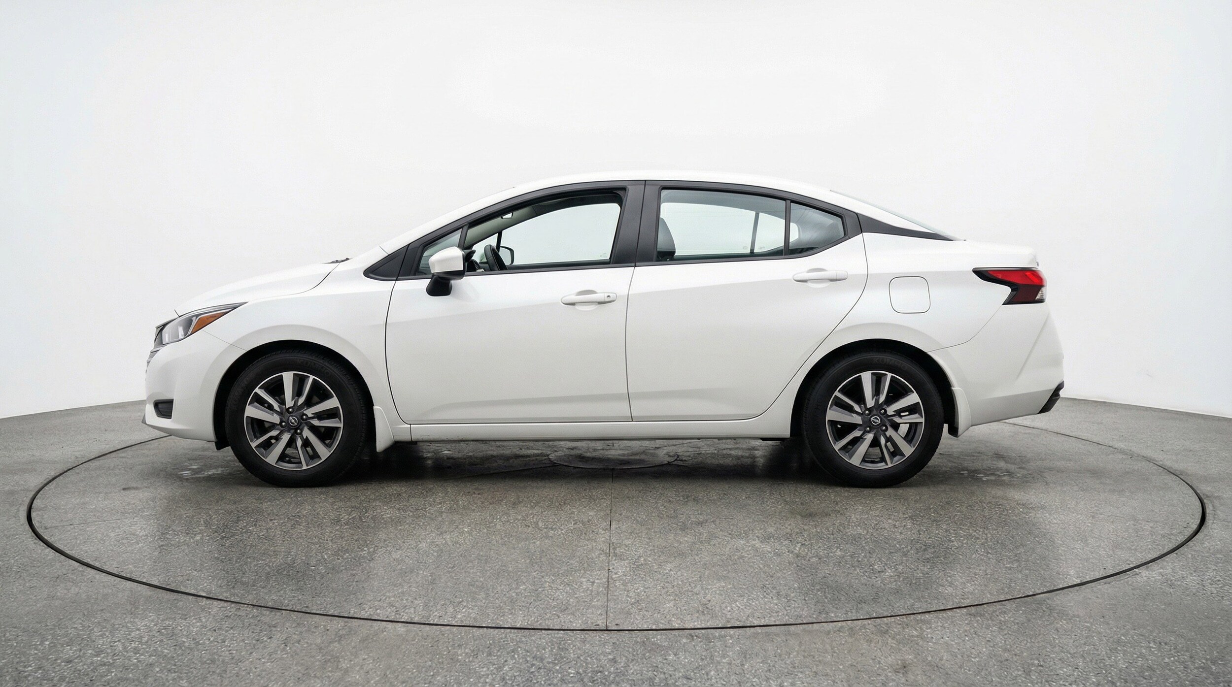 Thumbnail: 2025 Nissan Versa - 5