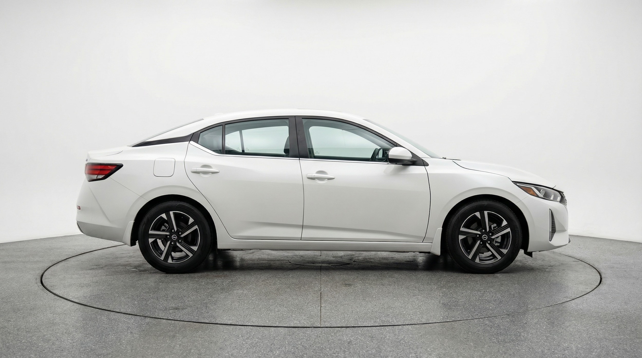 Thumbnail: 2025 Nissan Sentra - 8