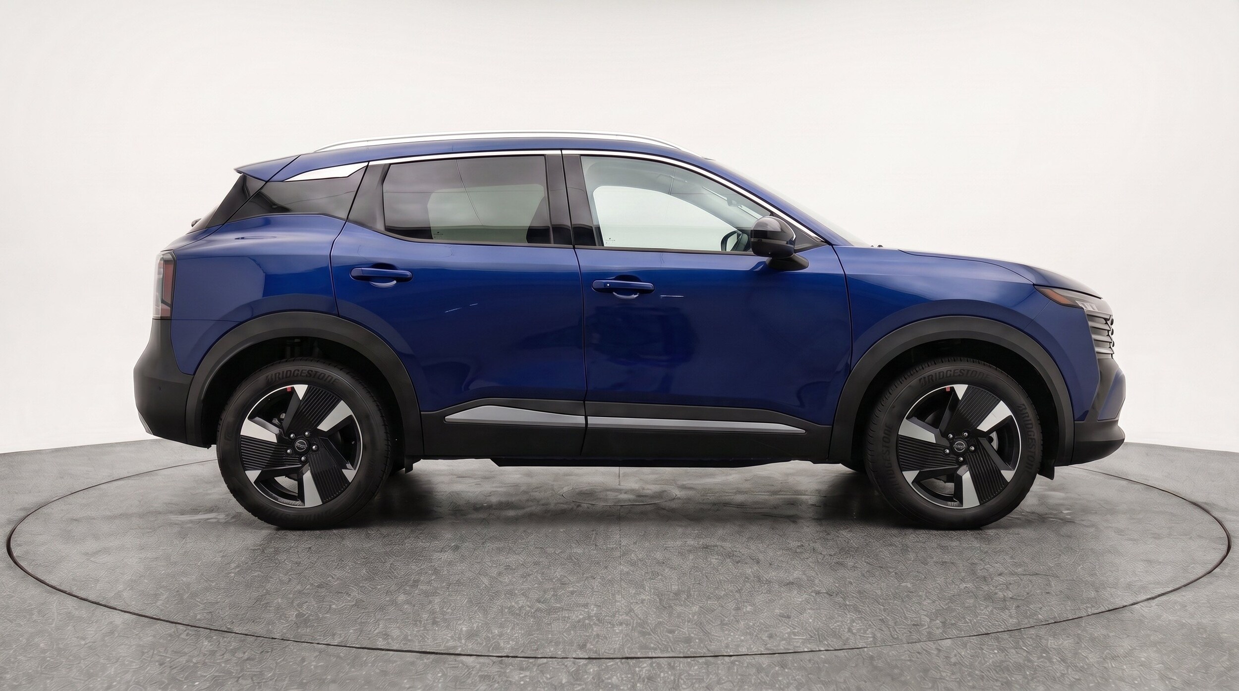 Thumbnail: 2026 Nissan Kicks - 10