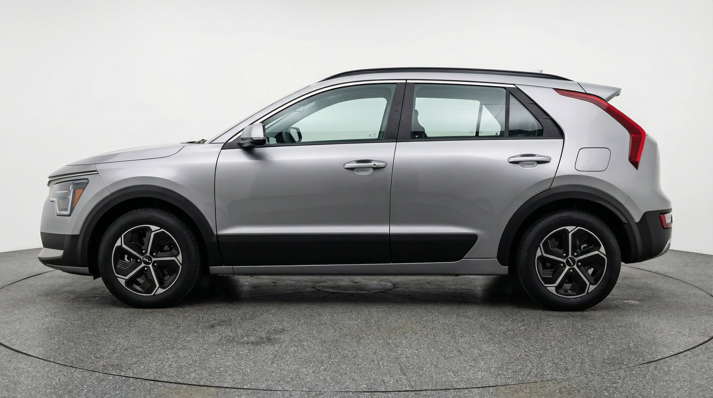 Thumbnail: 2026 Kia Niro - 5