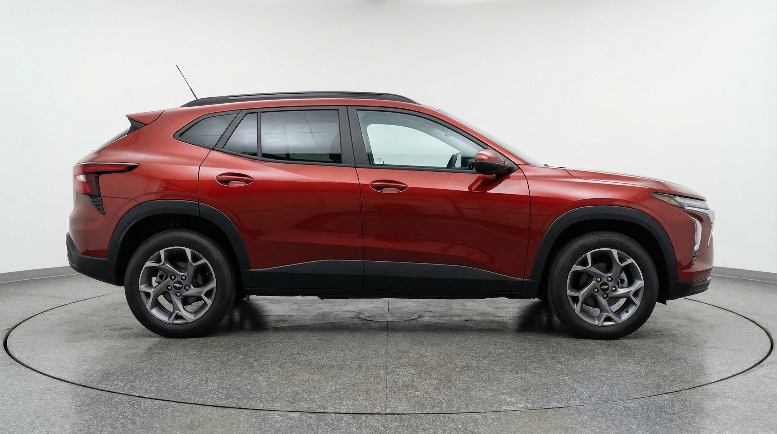 Thumbnail: 2025 Chevrolet Trax - 8