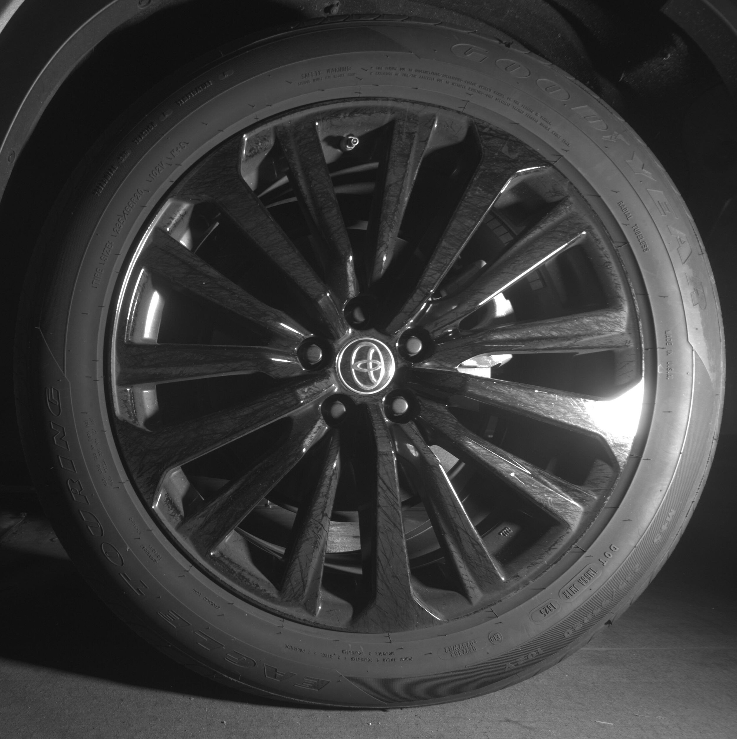 Thumbnail: 2025 Toyota Highlander - 14