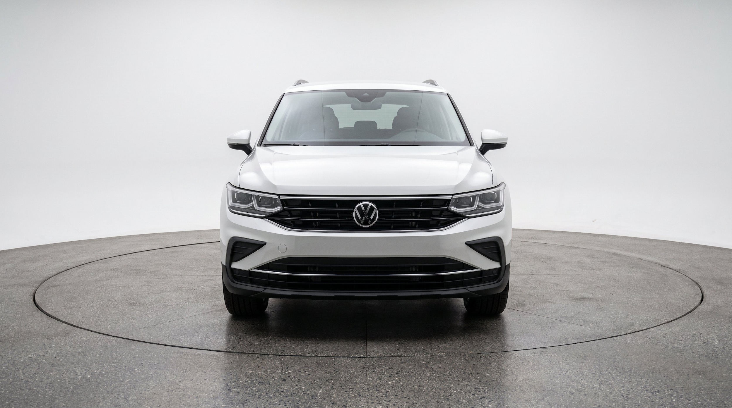 Thumbnail: 2026 Volkswagen Tiguan - 2