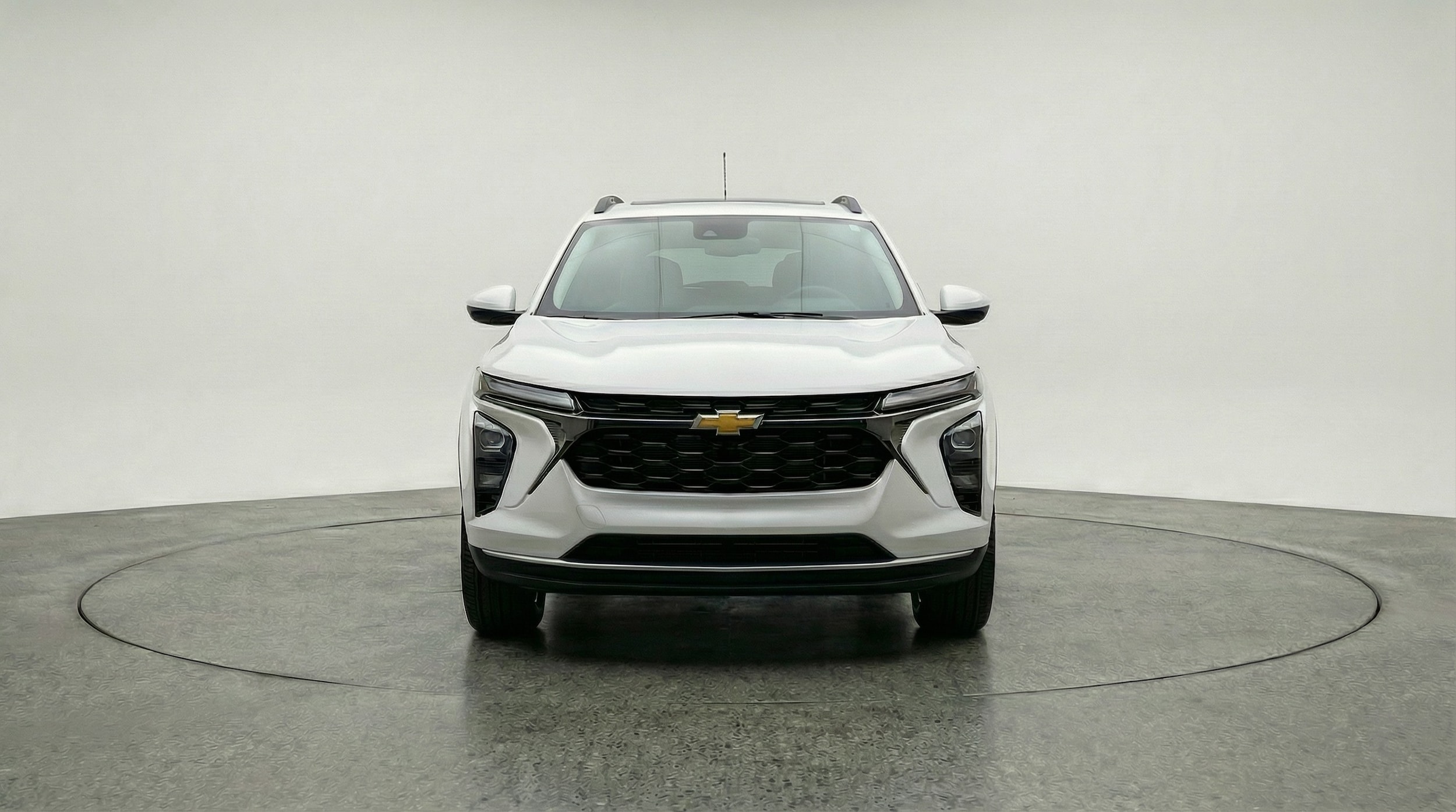 Thumbnail: 2025 Chevrolet Trax - 2