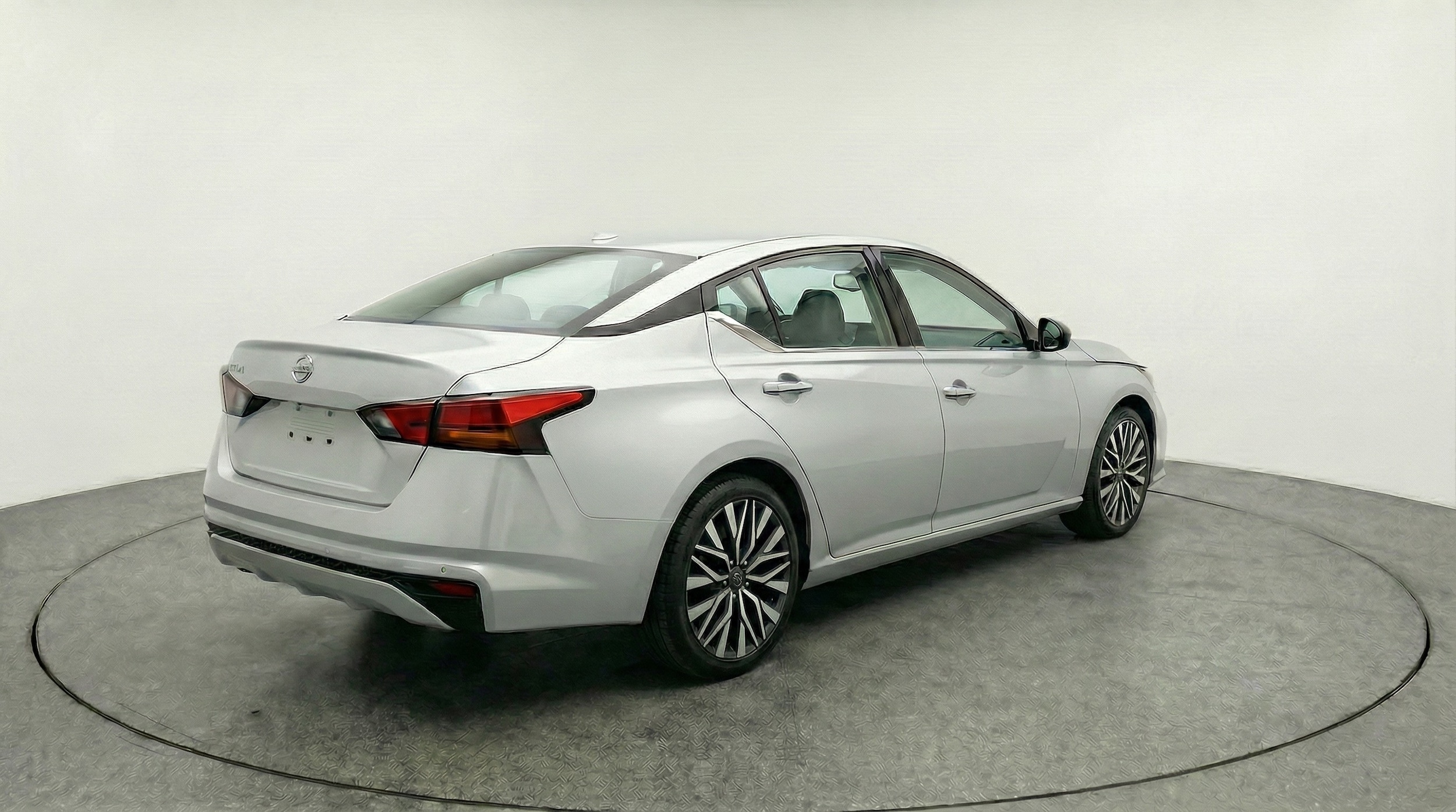 Thumbnail: 2025 Nissan Altima - 7