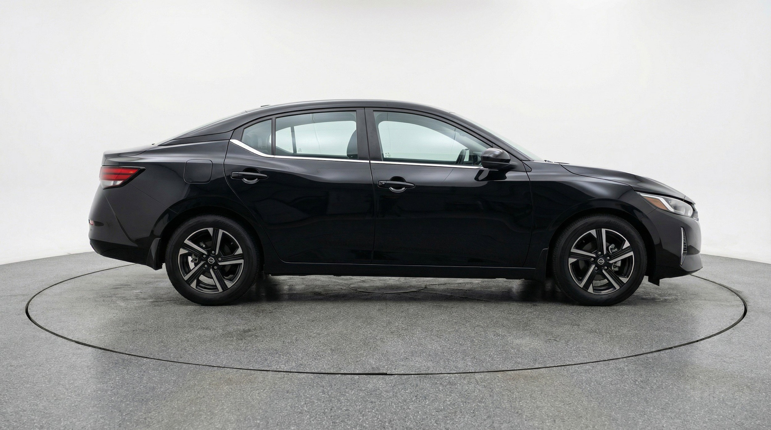 Thumbnail: 2025 Nissan Sentra - 11