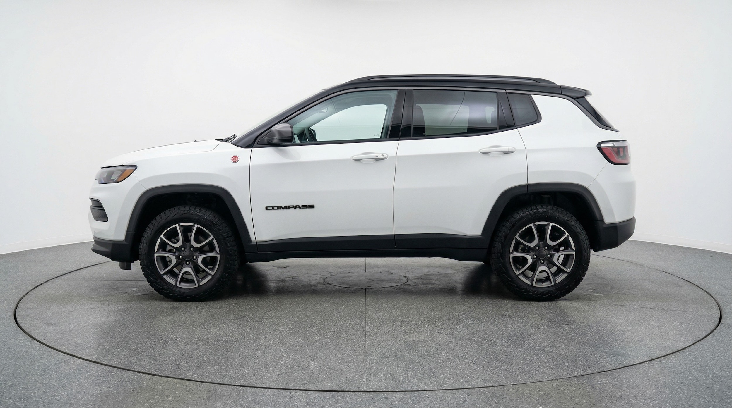 Thumbnail: 2025 Jeep Compass - 4