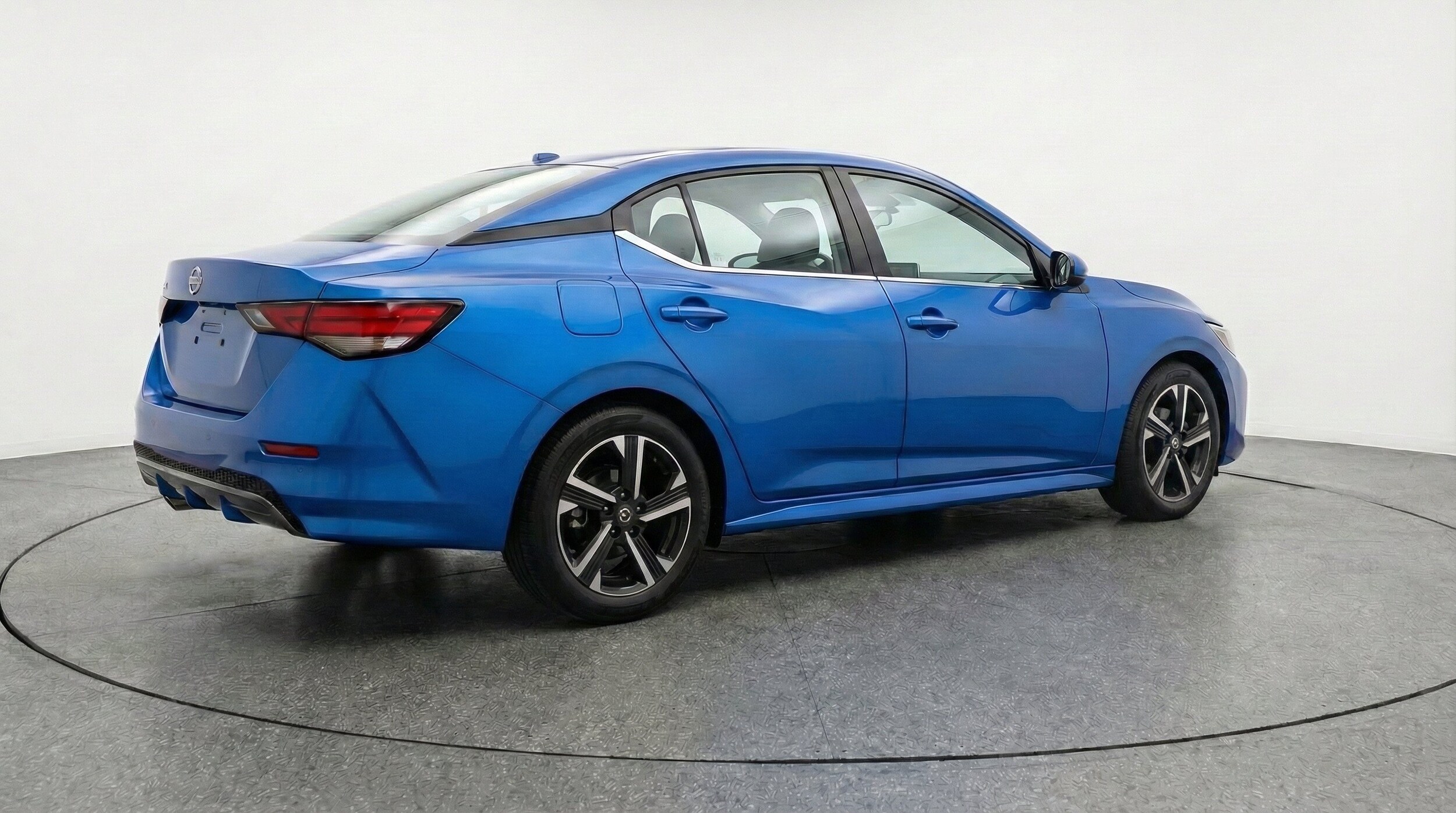 Thumbnail: 2025 Nissan Sentra - 9