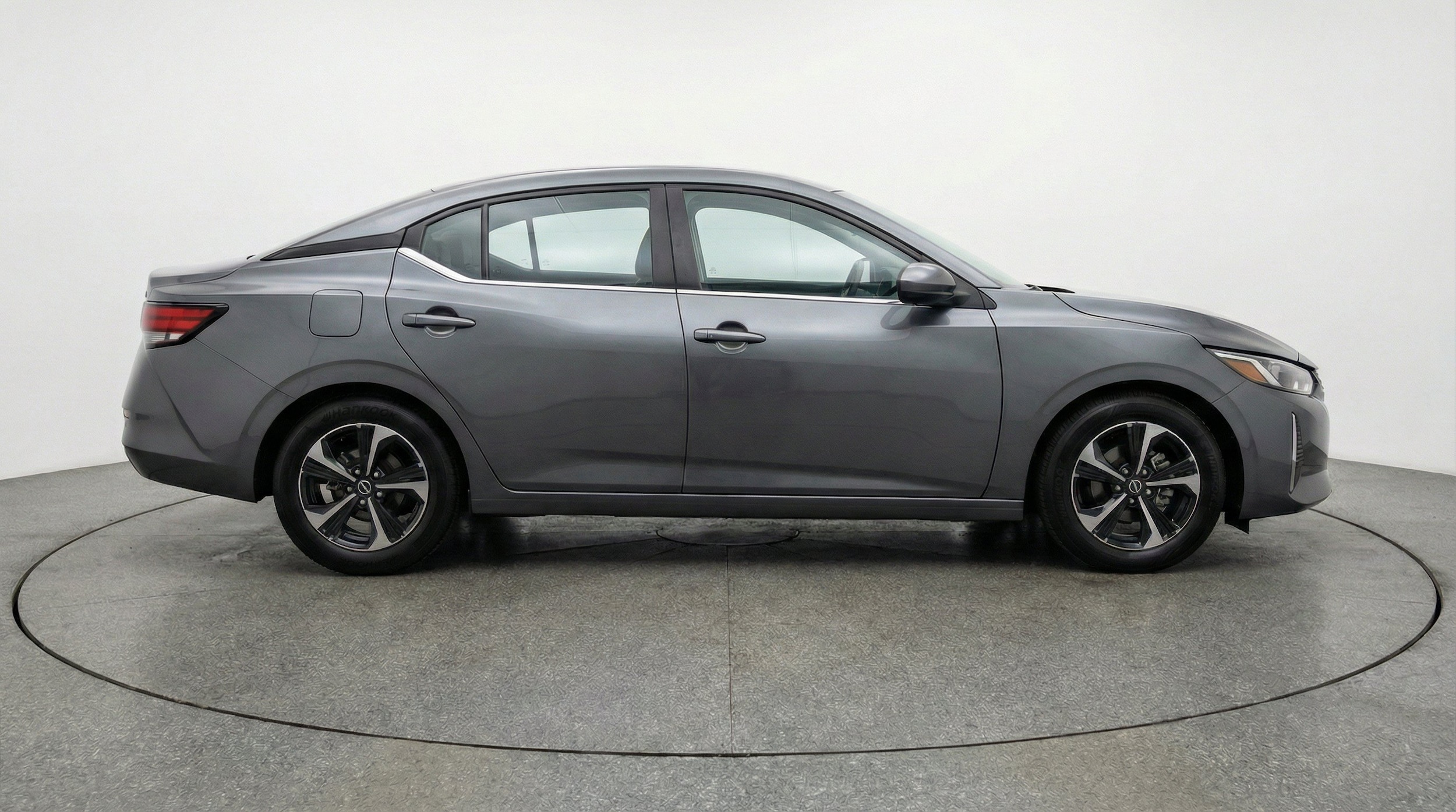 Thumbnail: 2025 Nissan Sentra - 11