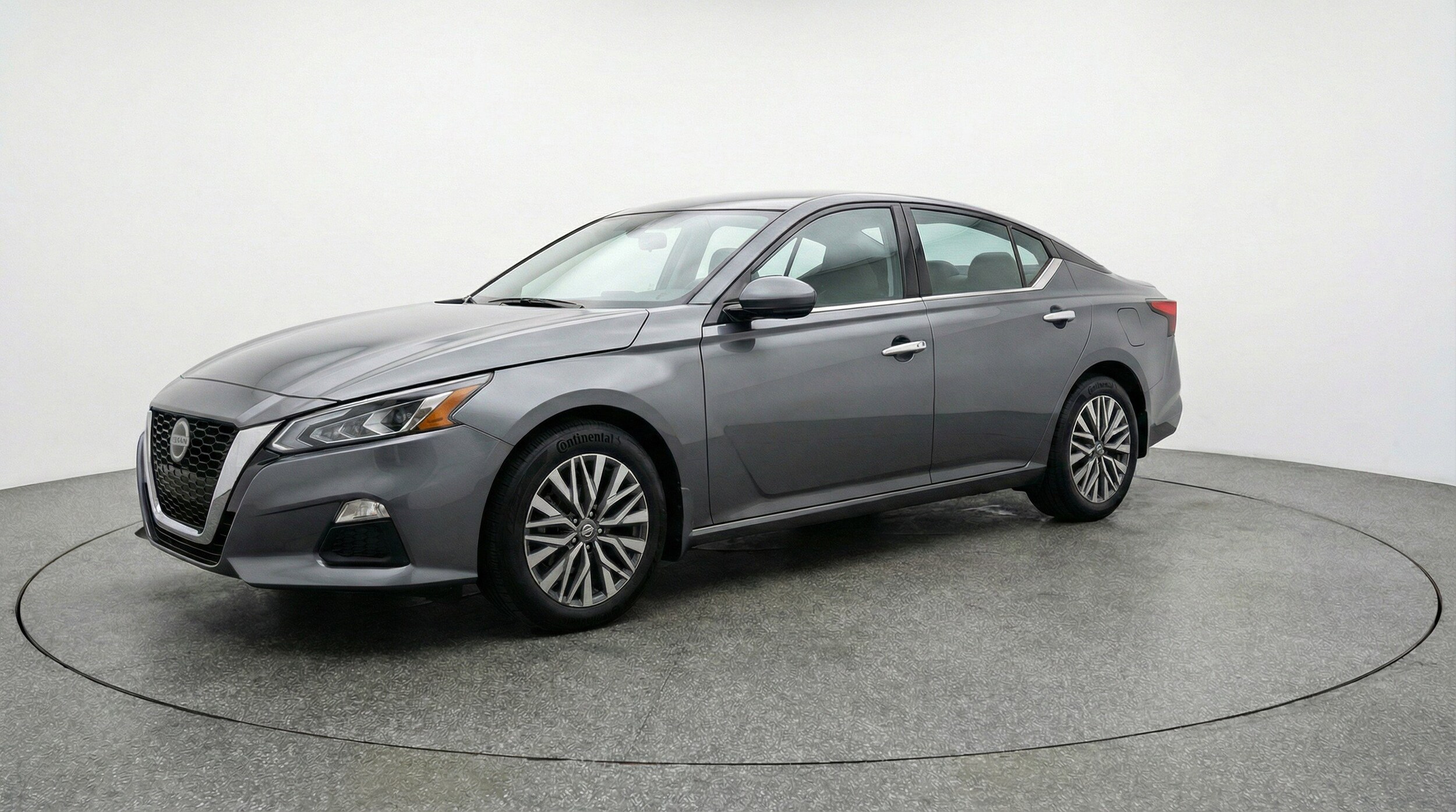 Thumbnail: 2025 Nissan Altima - 3
