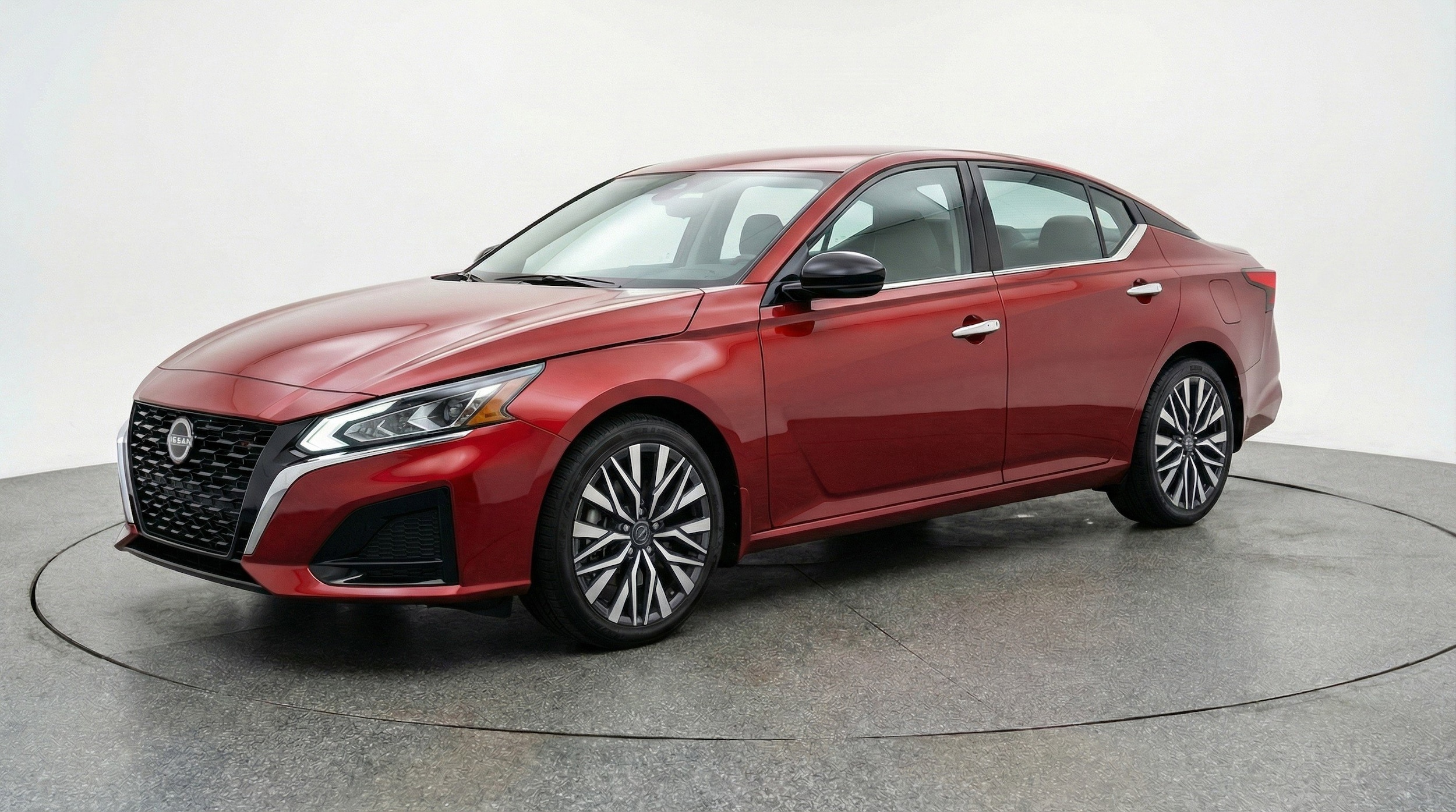 Thumbnail: 2025 Nissan Altima - 3