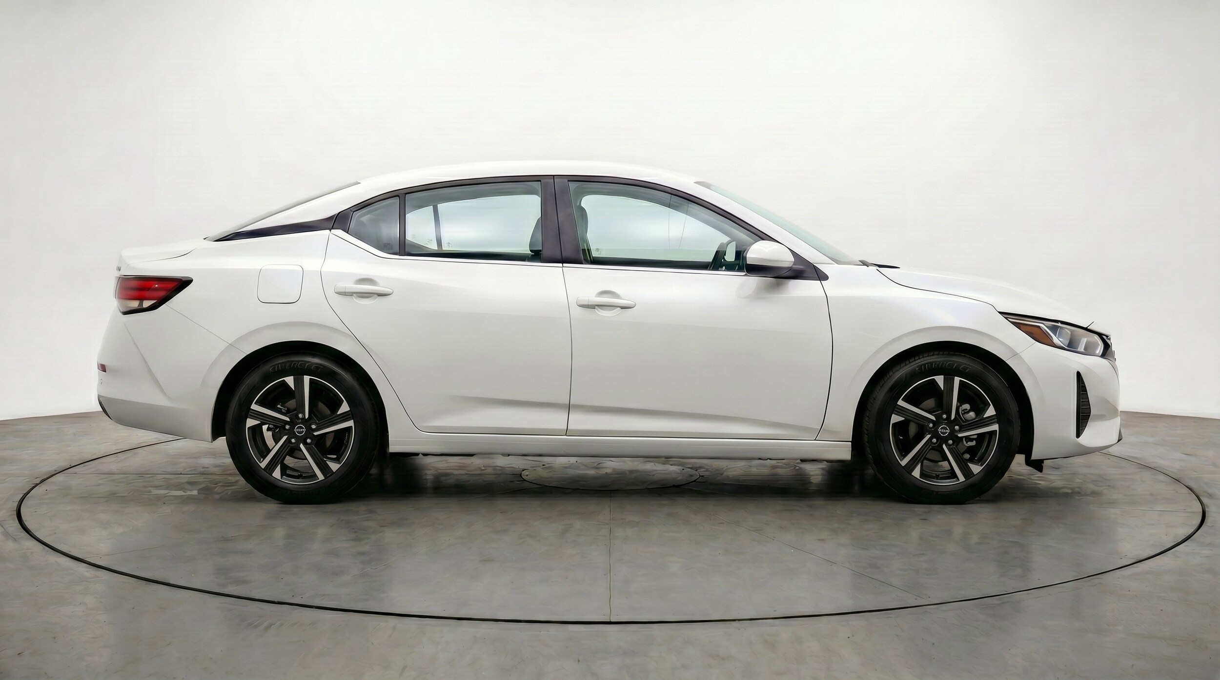 Thumbnail: 2025 Nissan Sentra - 11