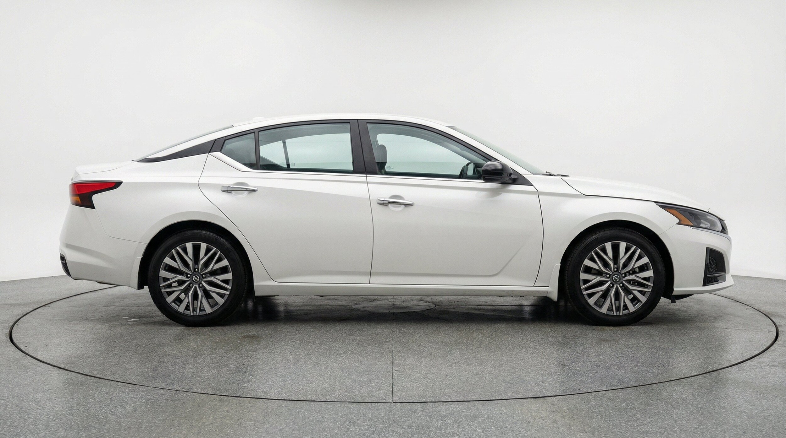 Thumbnail: 2025 Nissan Altima - 11