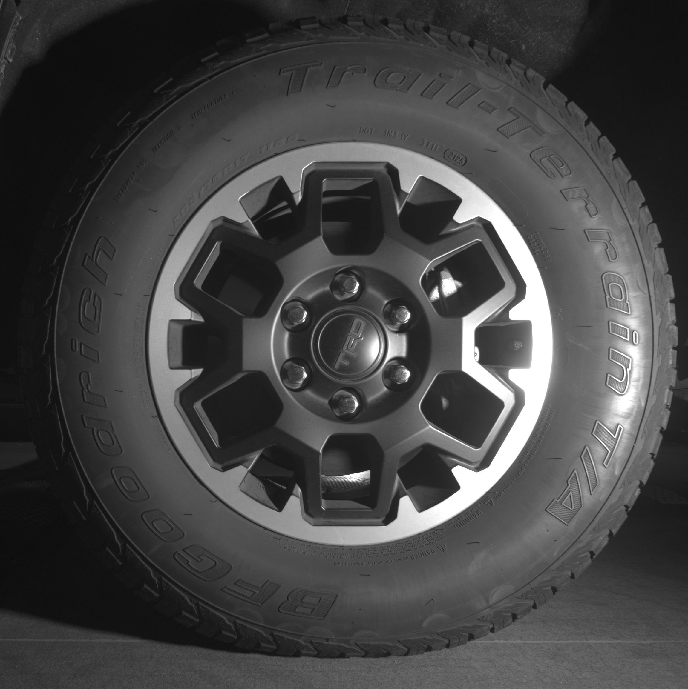 Thumbnail: 2025 Toyota Tacoma - 12