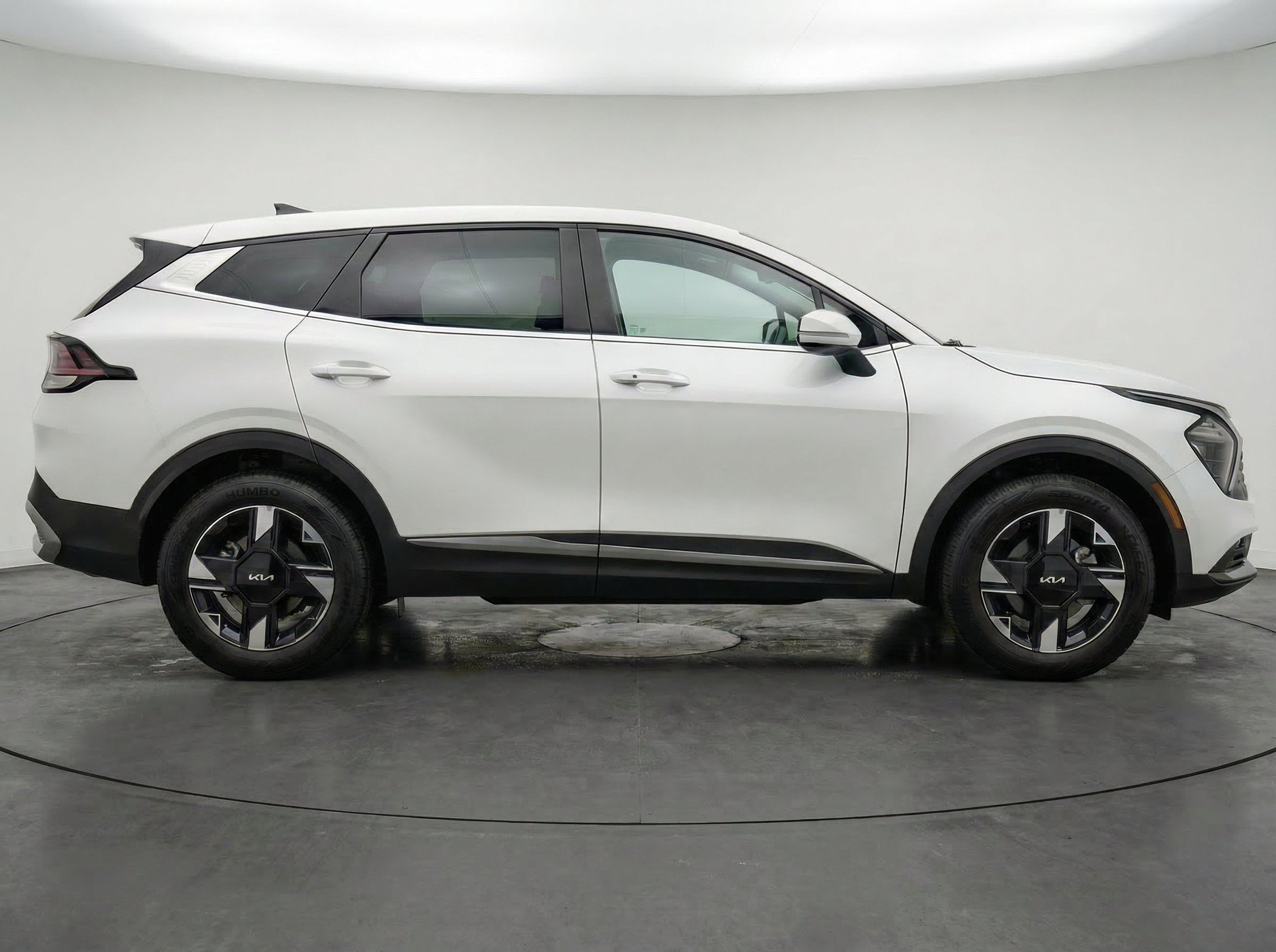 Thumbnail: 2026 Kia Sportage - 11