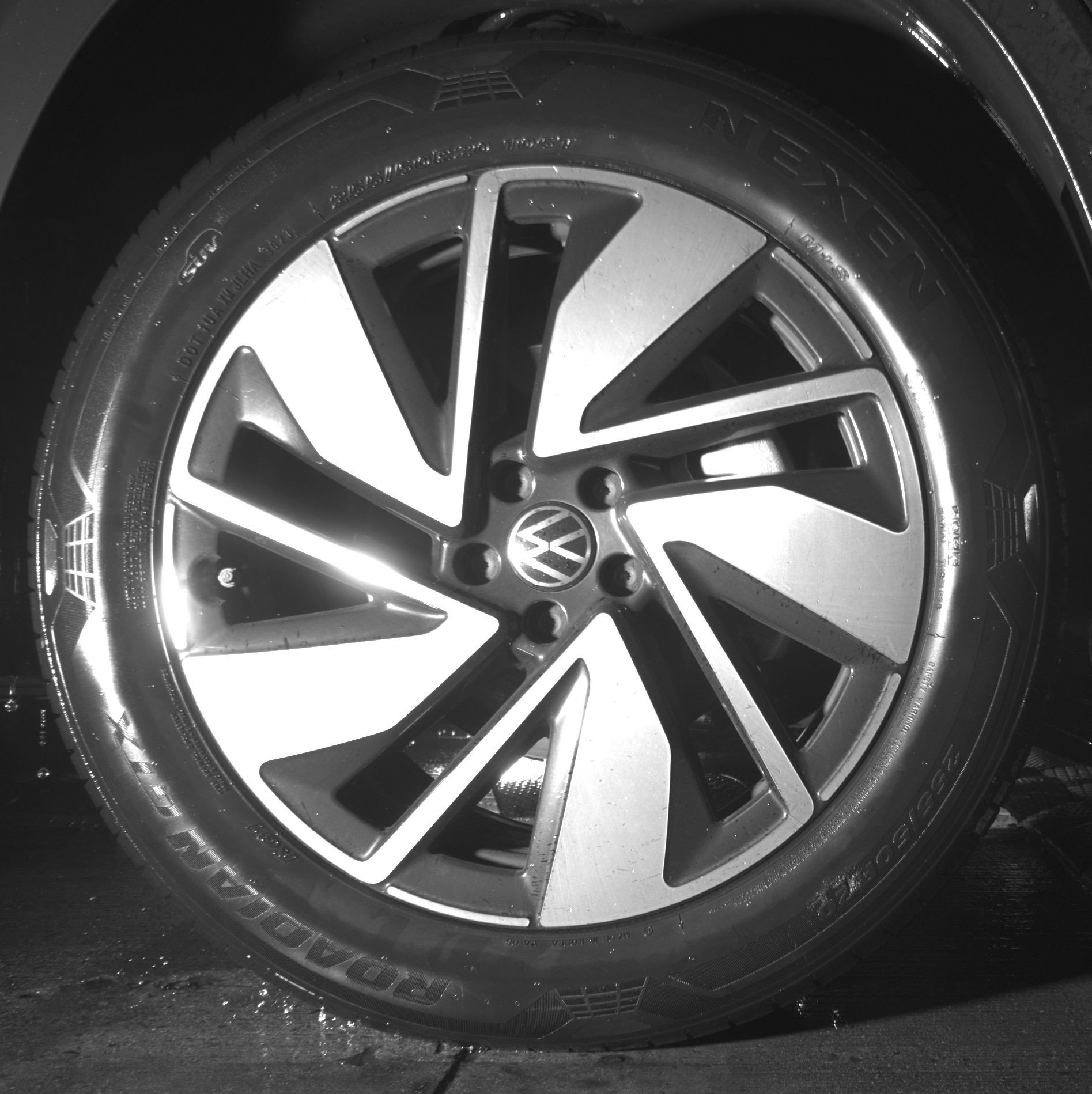 Thumbnail: 2024 Volkswagen Atlas - 13