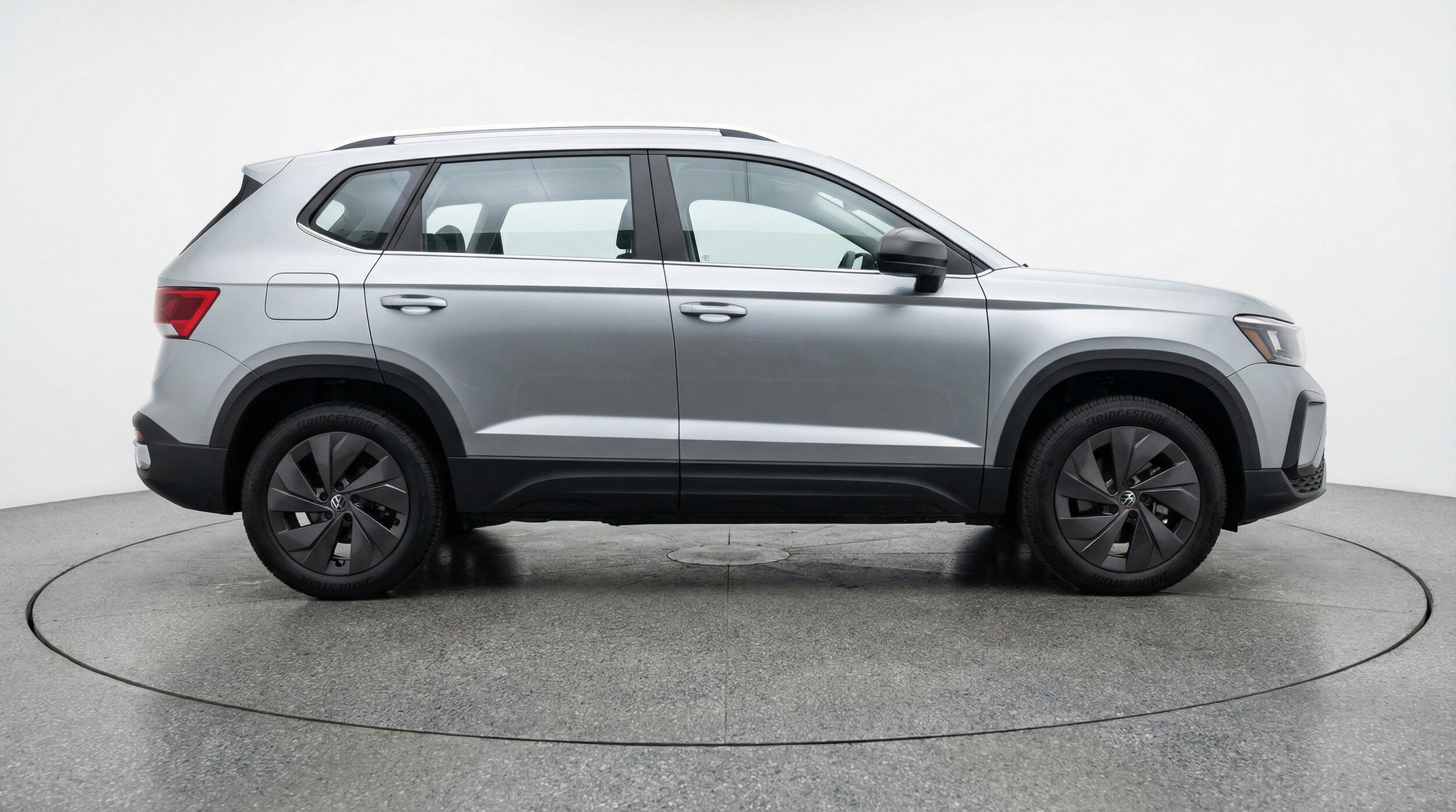 Thumbnail: 2025 Volkswagen Taos - 11